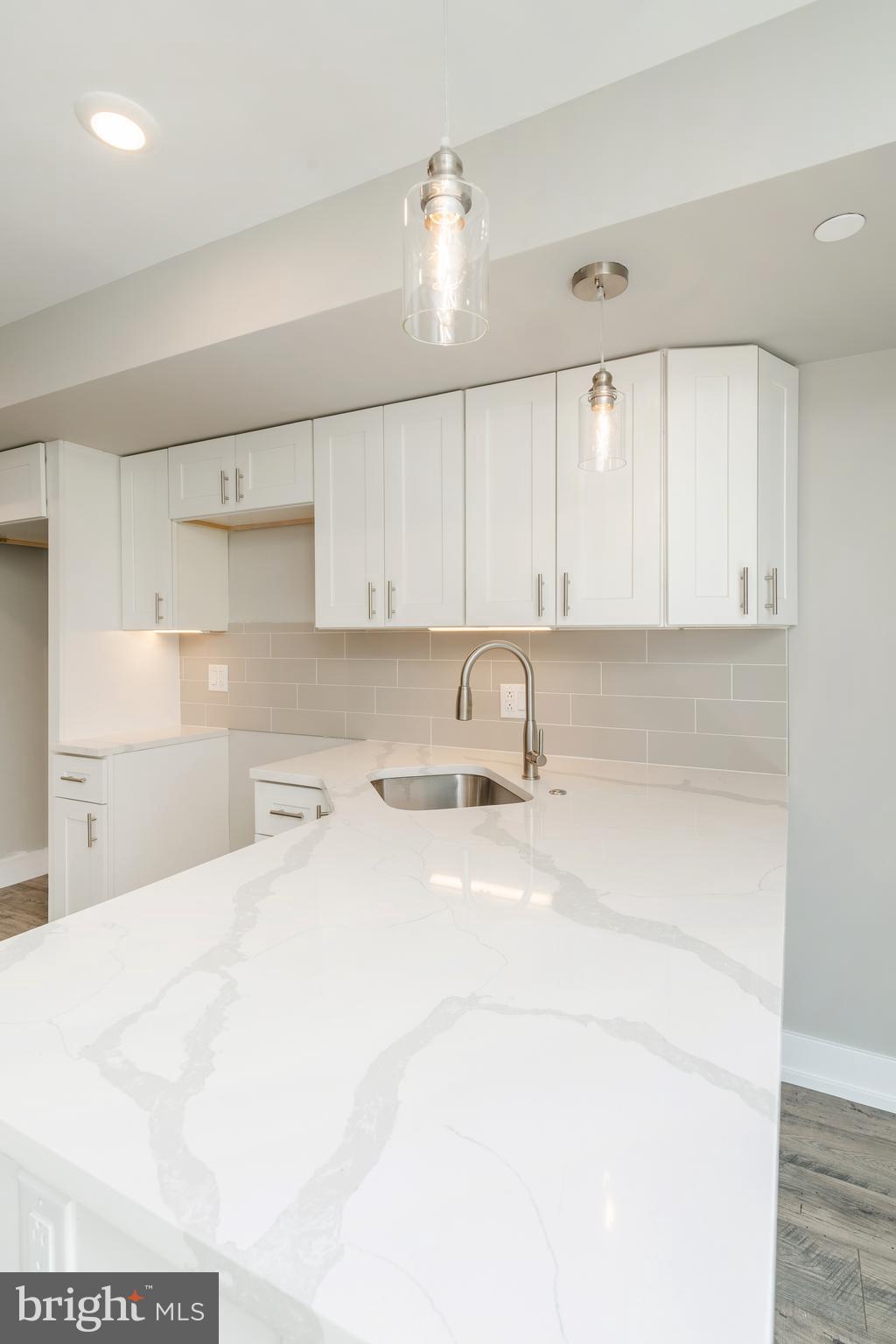 TEMPLE UNIVERSITY - Residential Lease