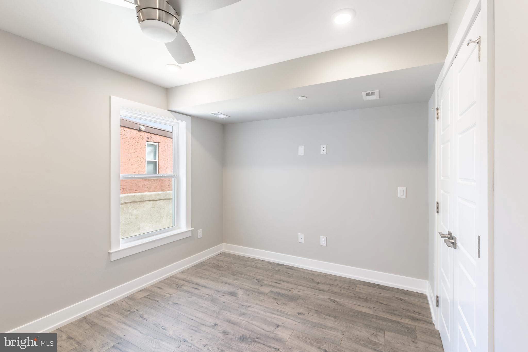 TEMPLE UNIVERSITY - Residential Lease