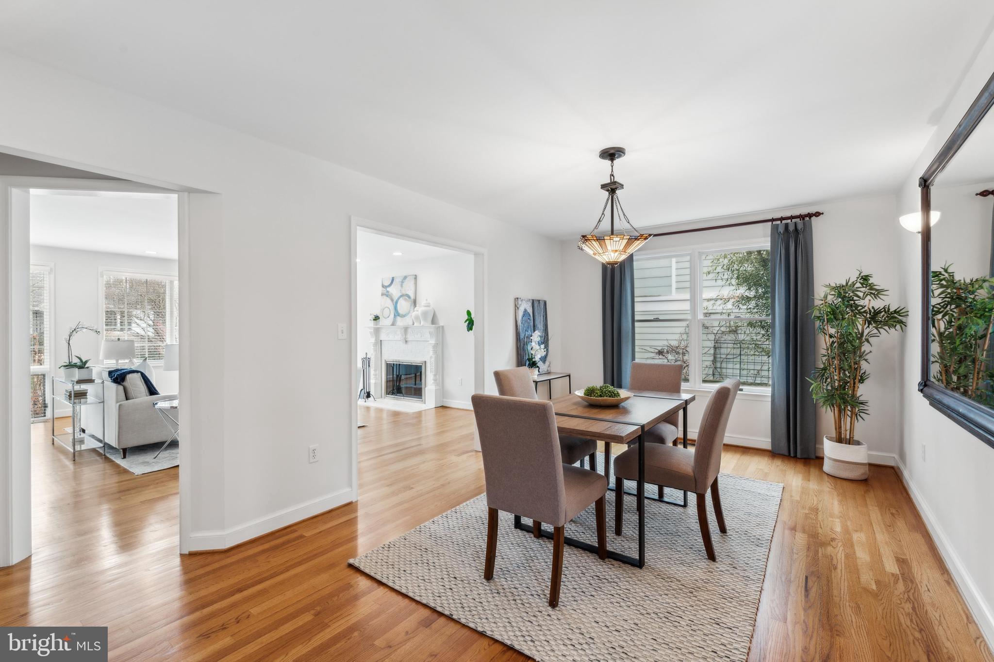 GLEN COVE - Residential