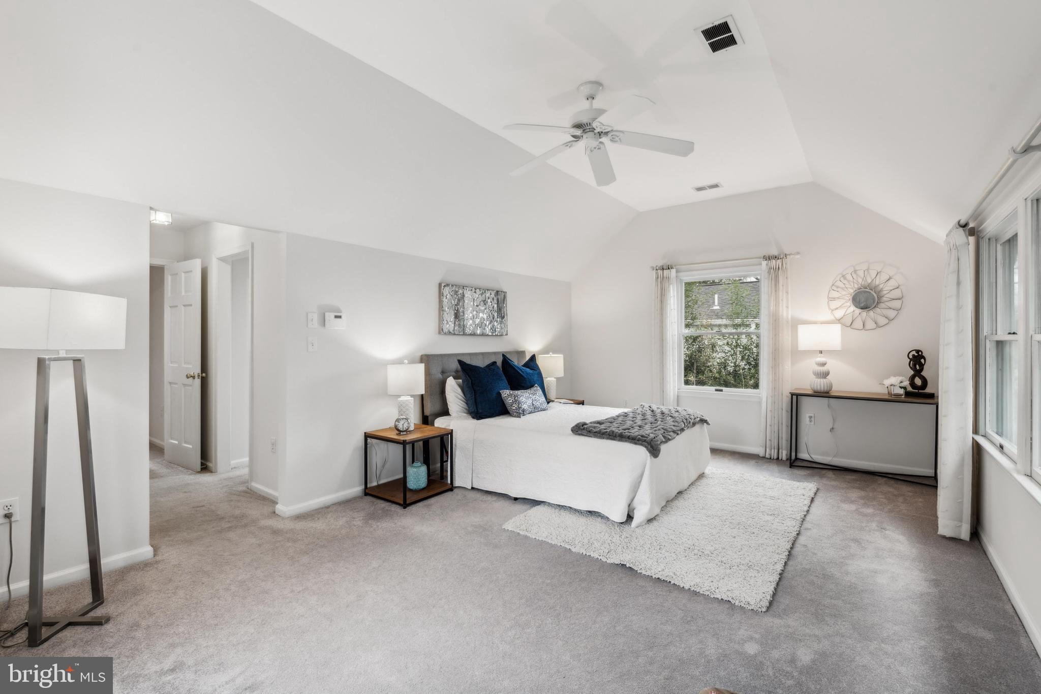 GLEN COVE - Residential