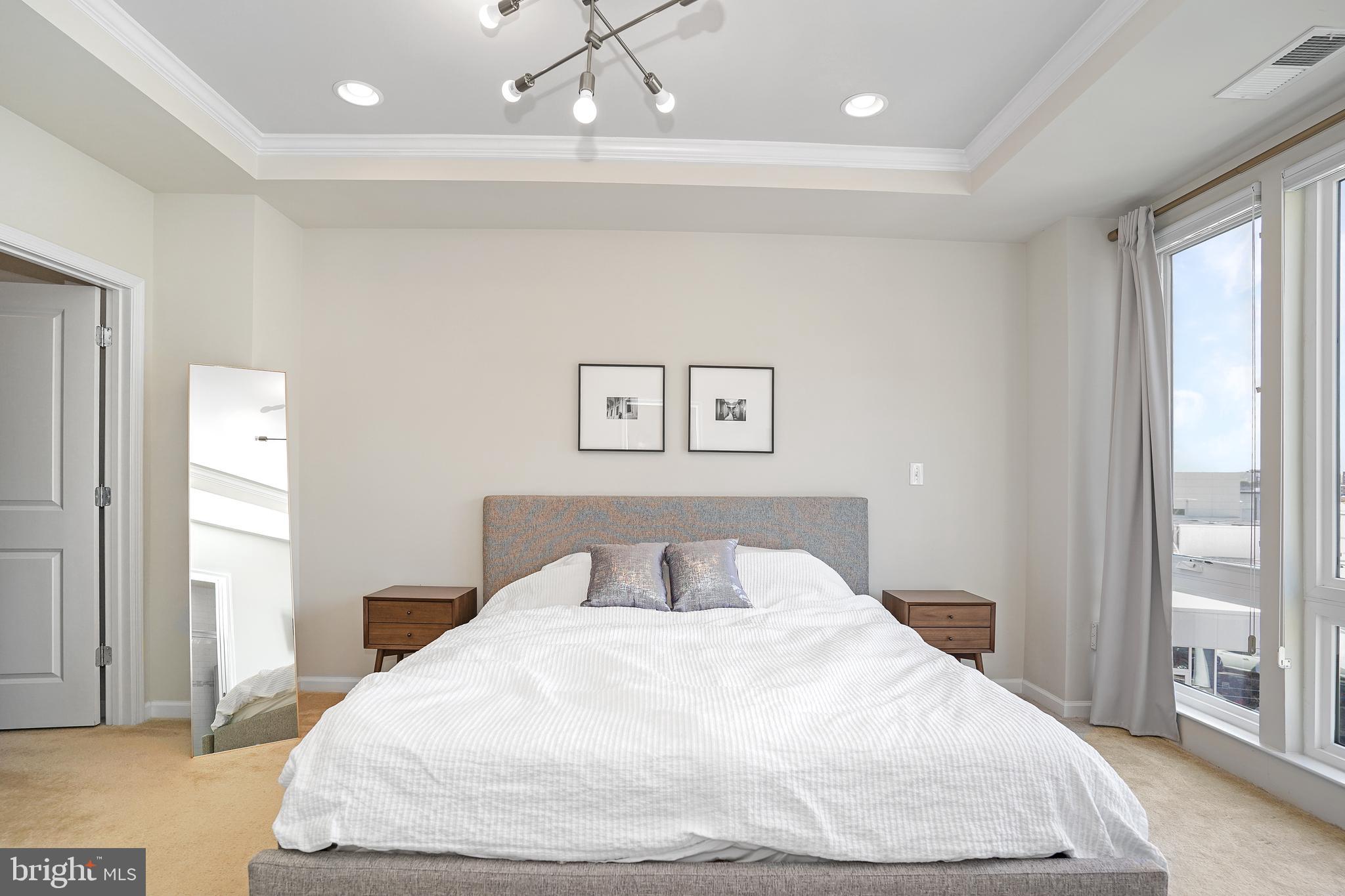 CAMBRIA SQUARE - Residential