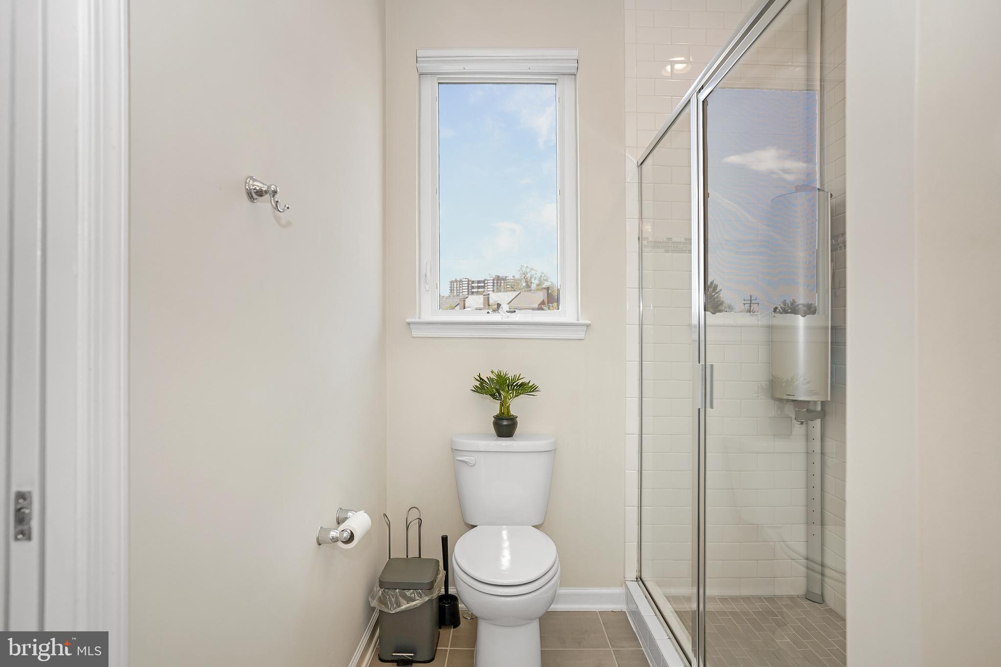 CAMBRIA SQUARE - Residential