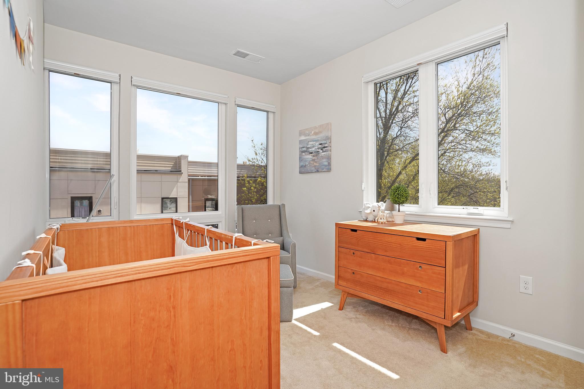 CAMBRIA SQUARE - Residential