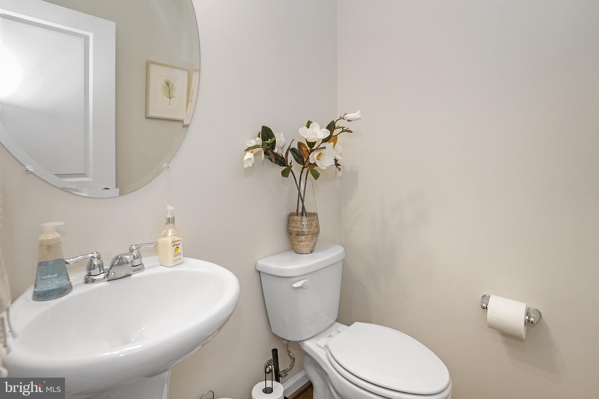 CAMBRIA SQUARE - Residential