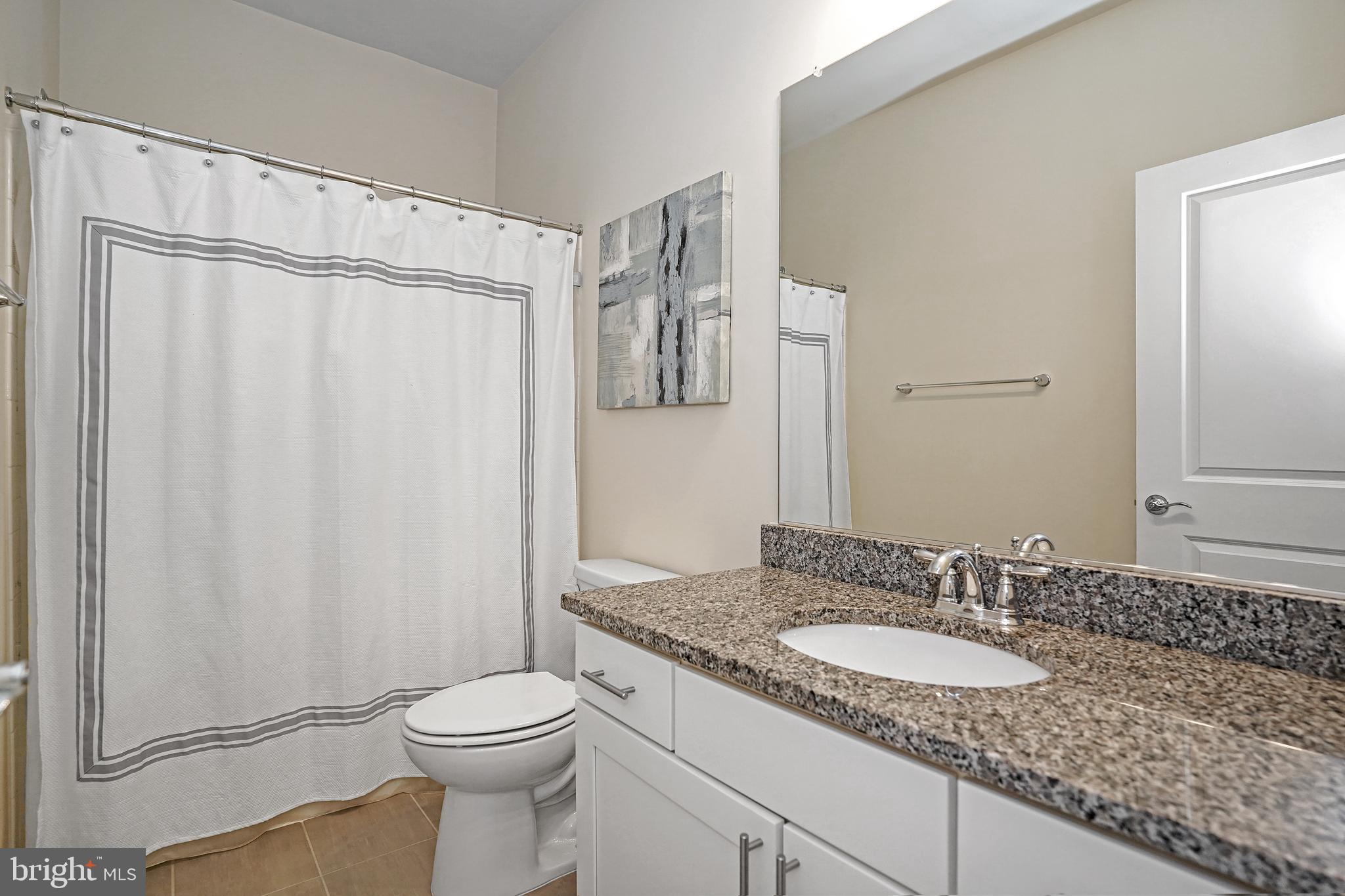 CAMBRIA SQUARE - Residential