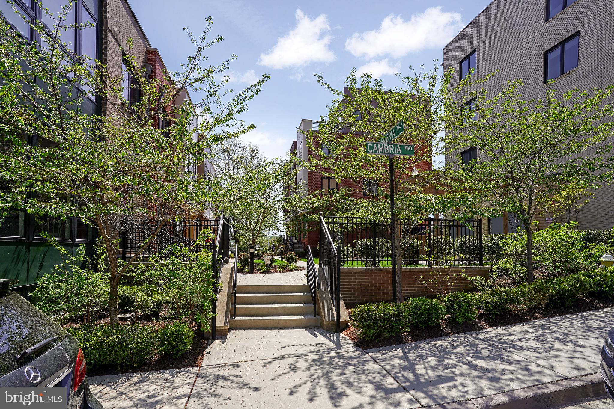 CAMBRIA SQUARE - Residential