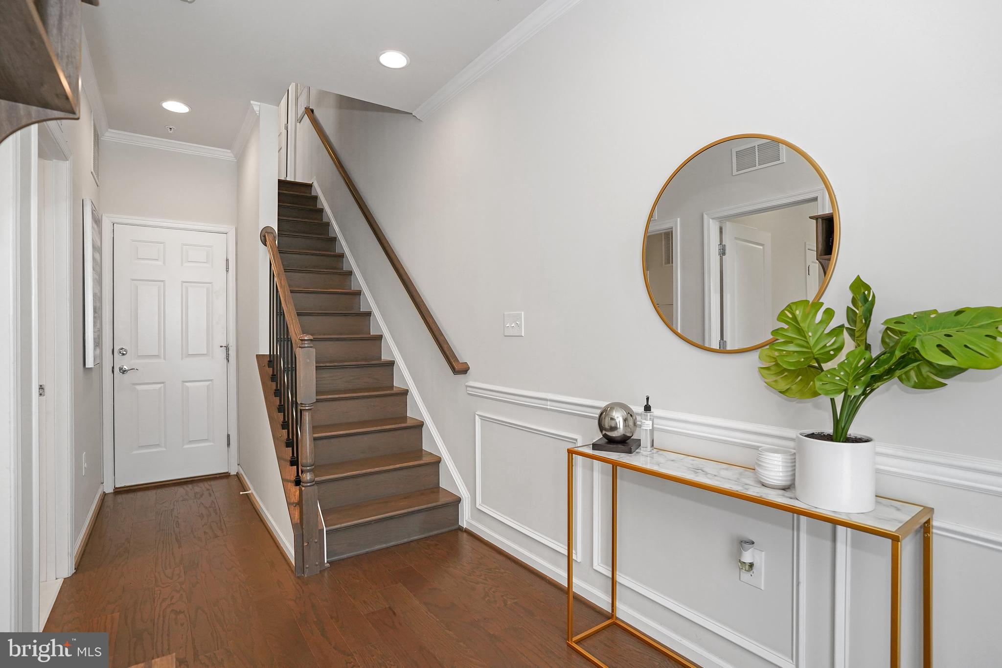 CAMBRIA SQUARE - Residential