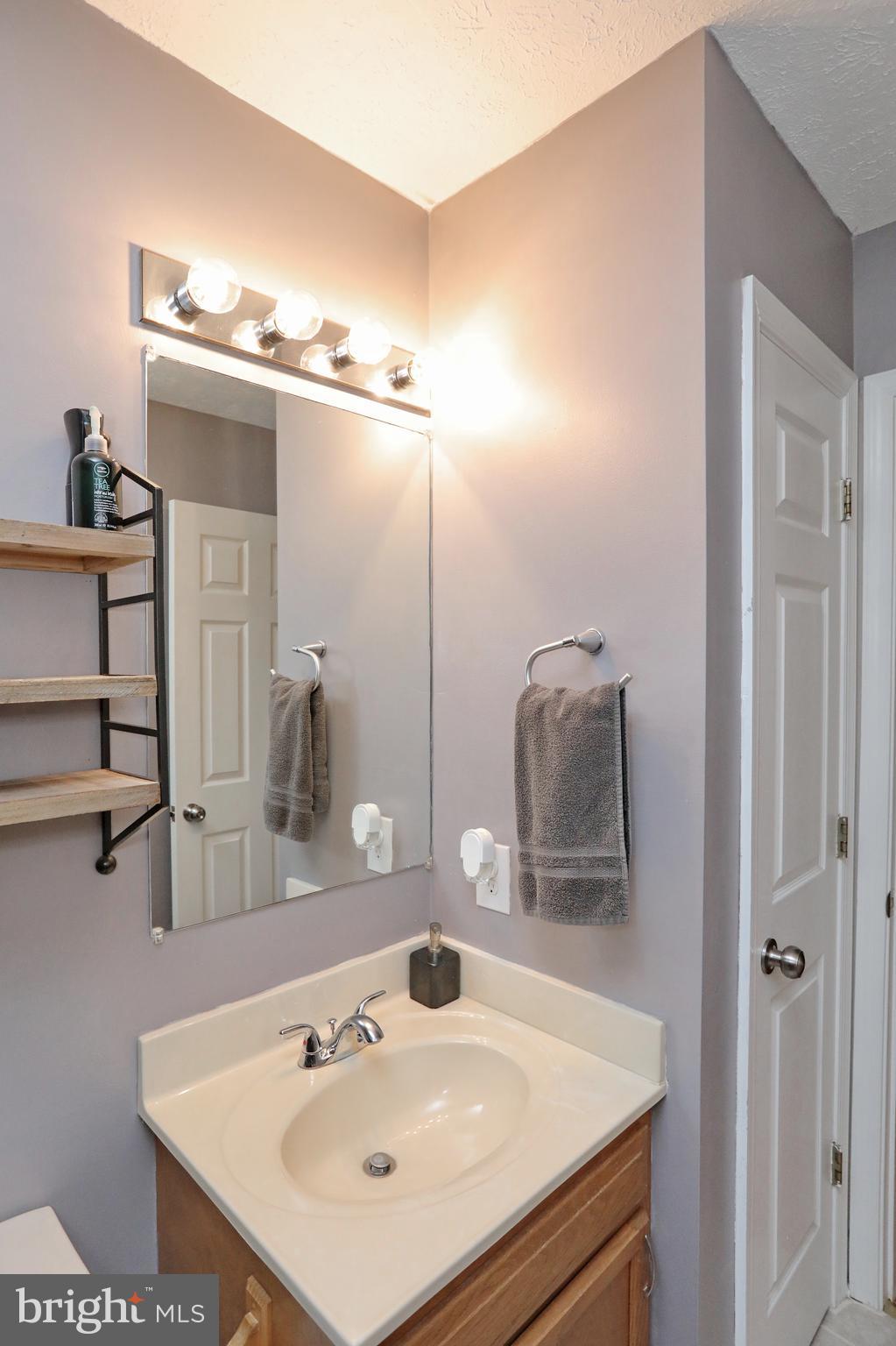 SUMMITT HILL - Residential