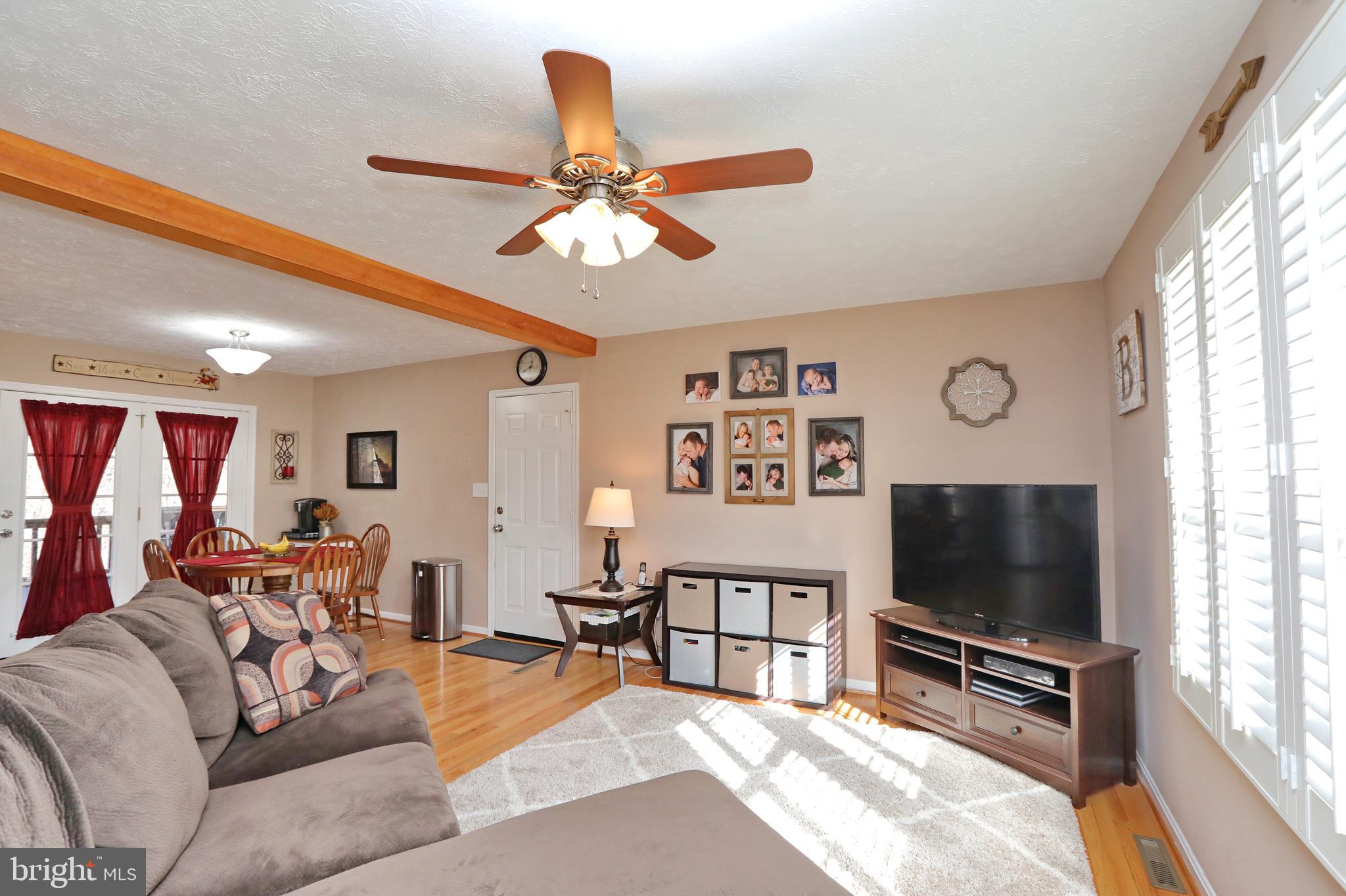 SUMMITT HILL - Residential