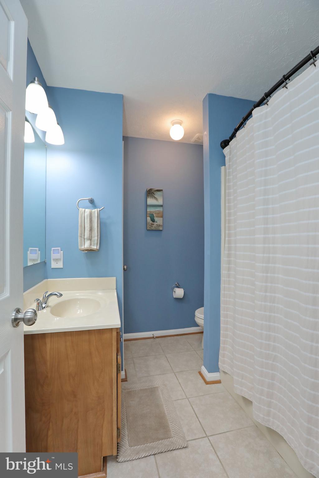 SUMMITT HILL - Residential