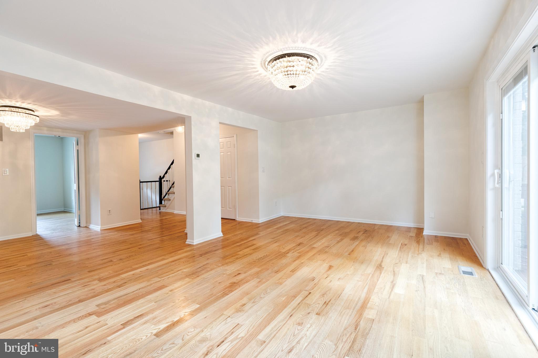 3 SALTHILL COURT