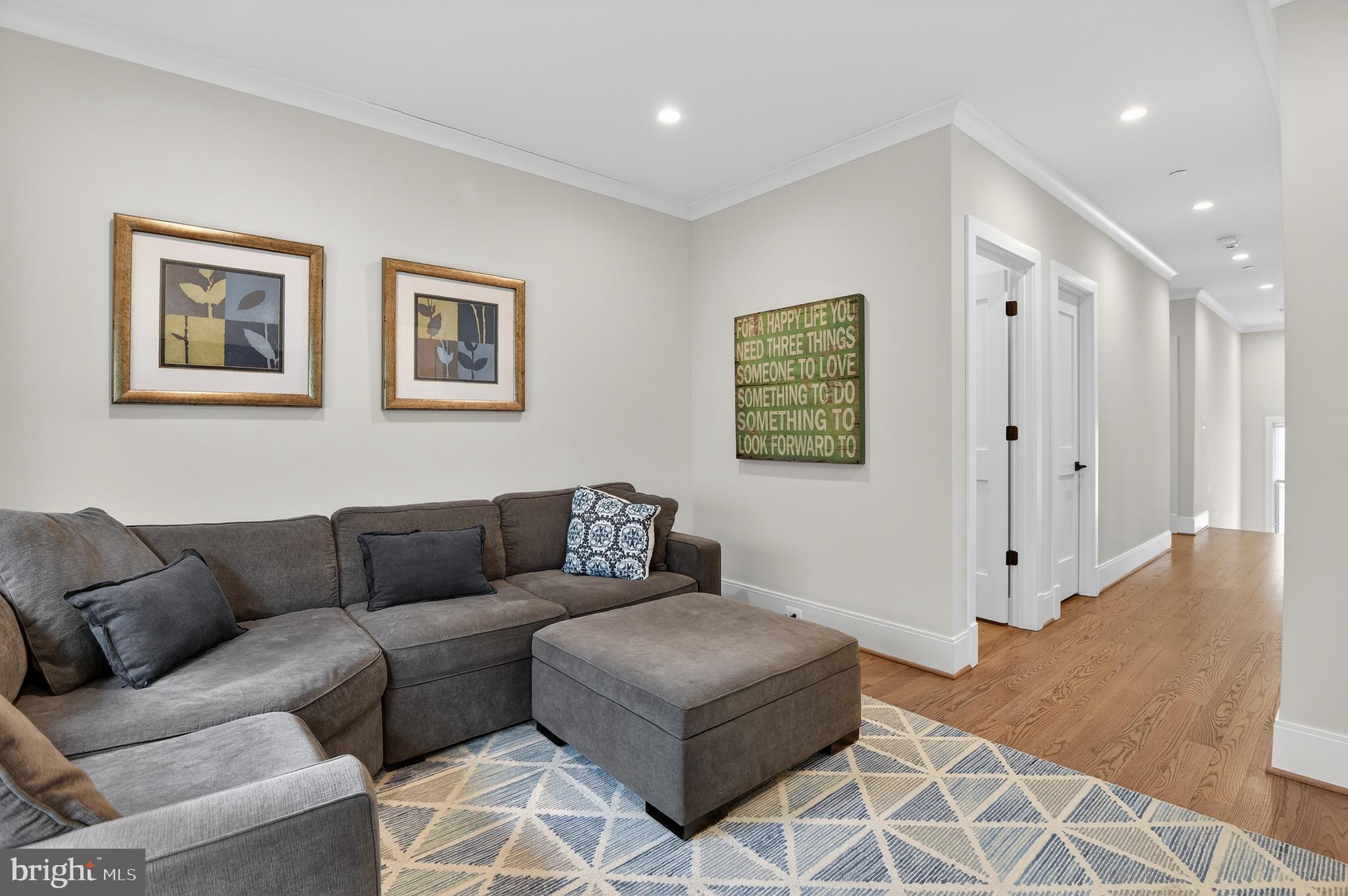 BRADLEY HILLS - Residential