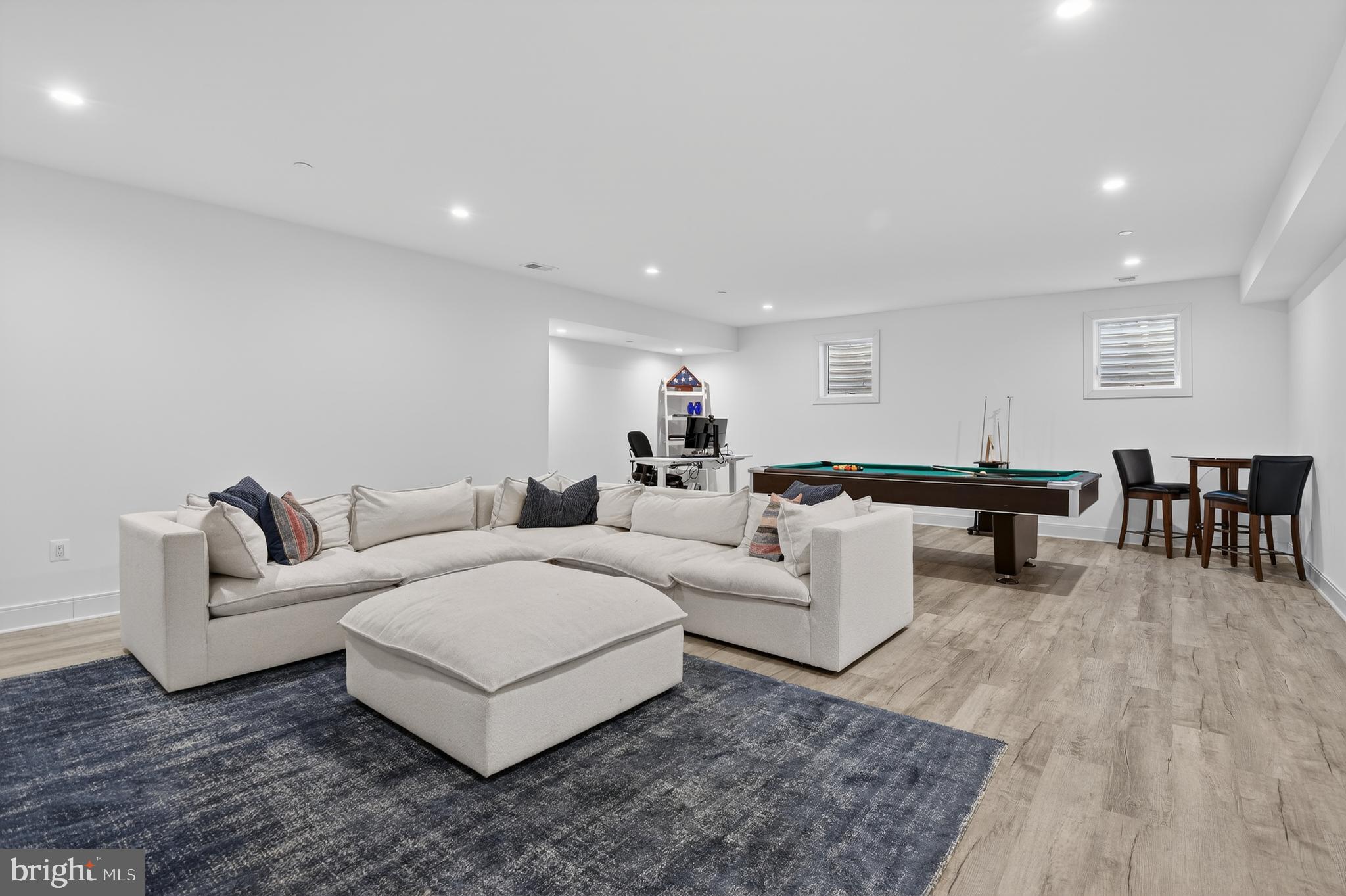 BRADLEY HILLS - Residential