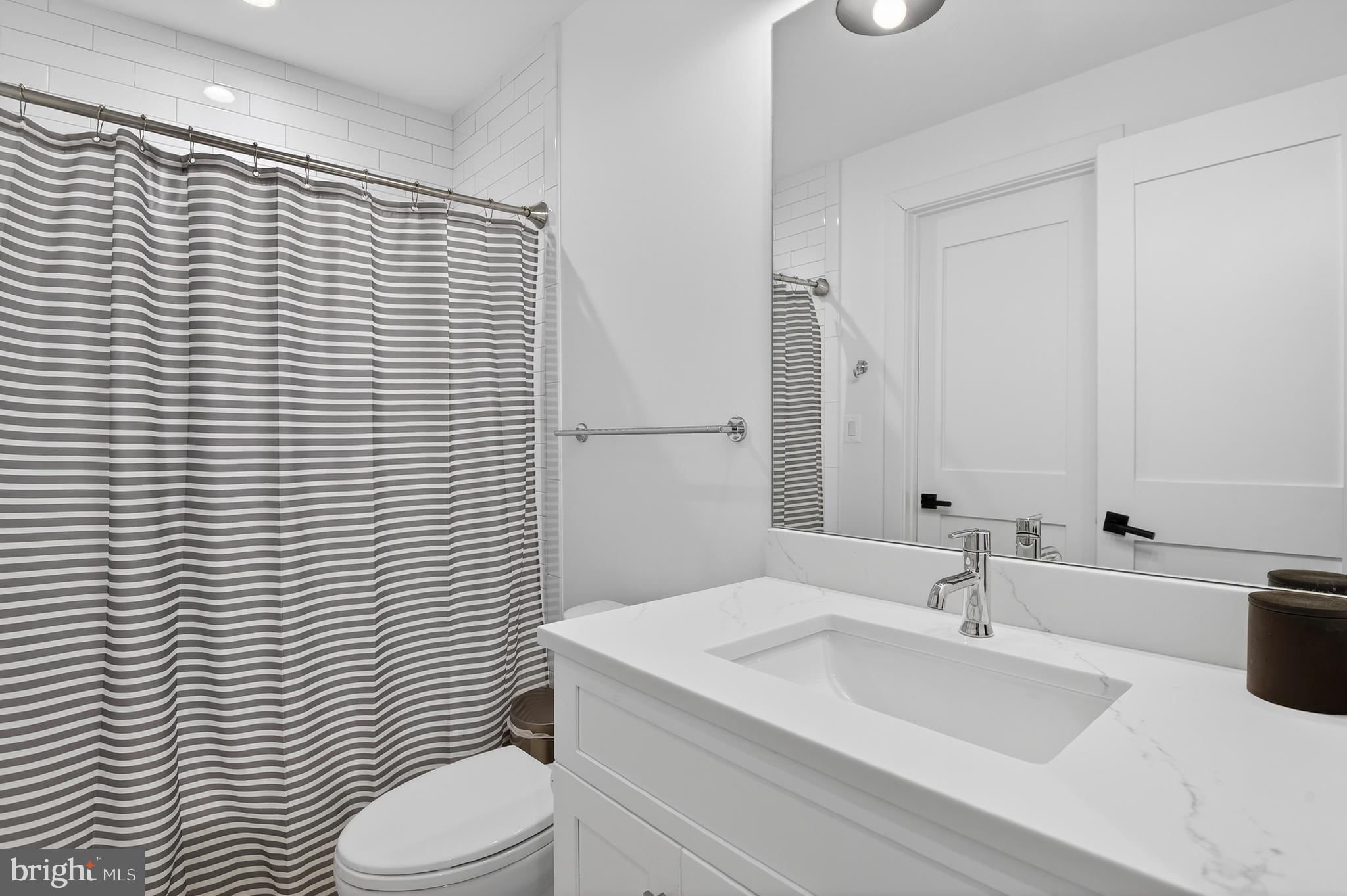 BRADLEY HILLS - Residential