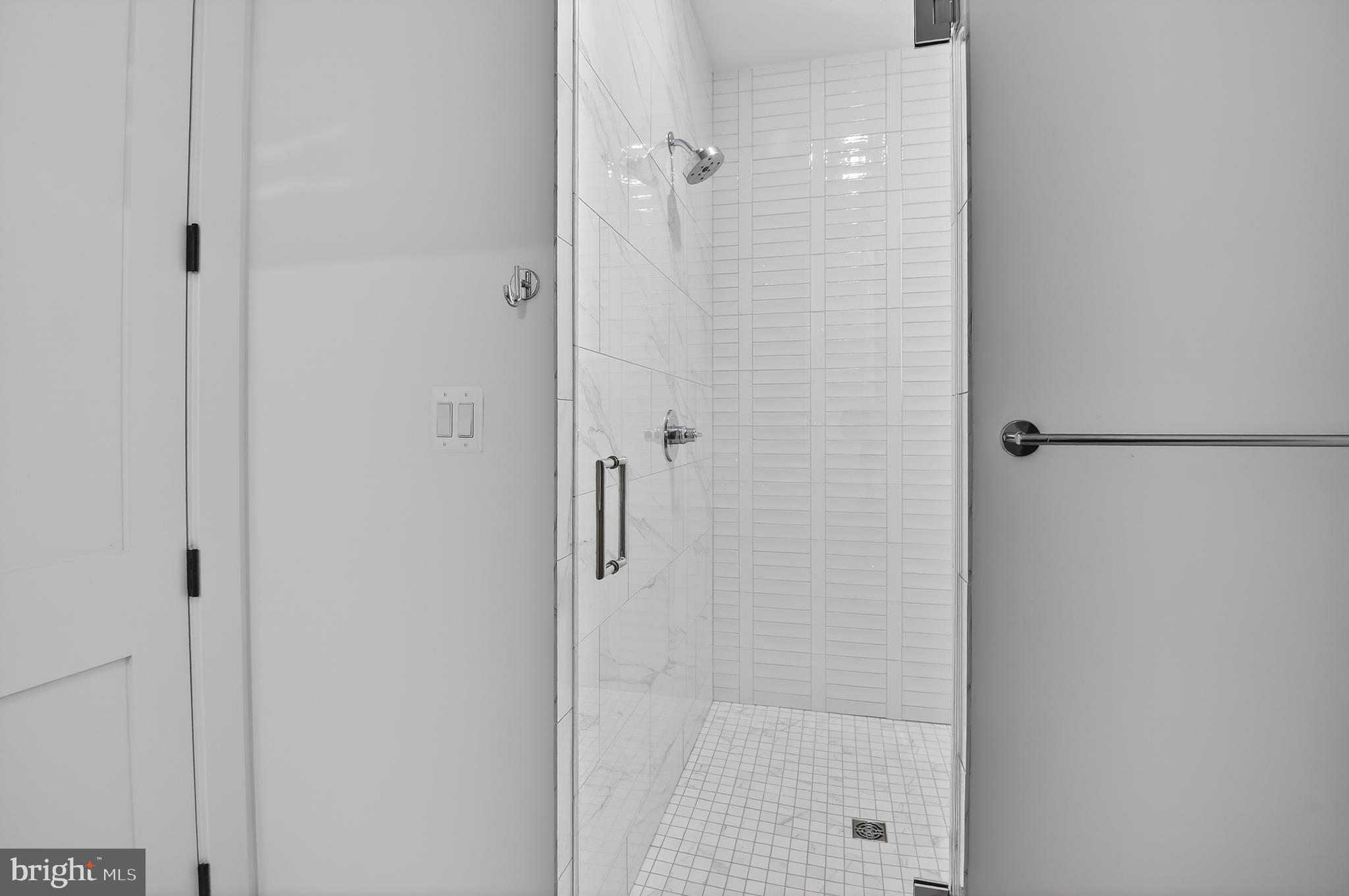 BRADLEY HILLS - Residential