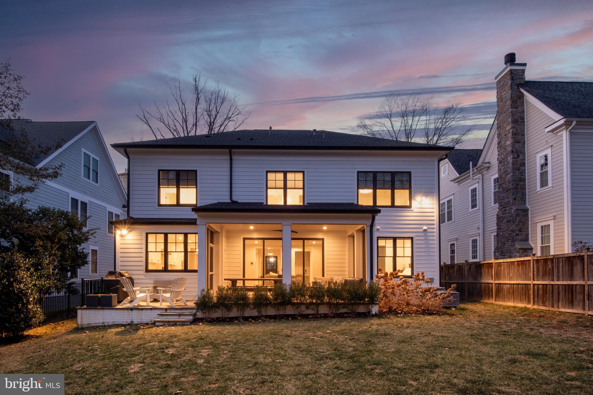 BRADLEY HILLS - Residential