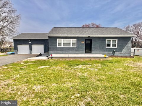 Photo of 502 Mount Laurel Road, MOUNT LAUREL, NJ 08054 (MLS # NJBL2108370)