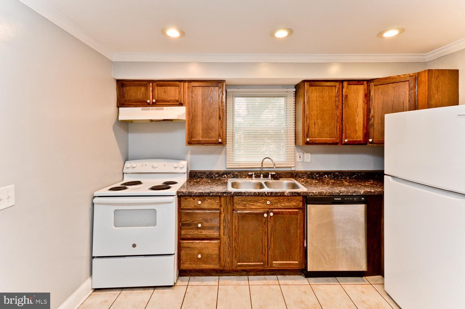 THE ADDISON - Residential Lease