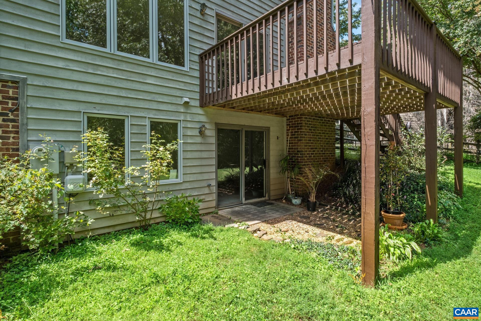 PEACOCK HILL - Residential