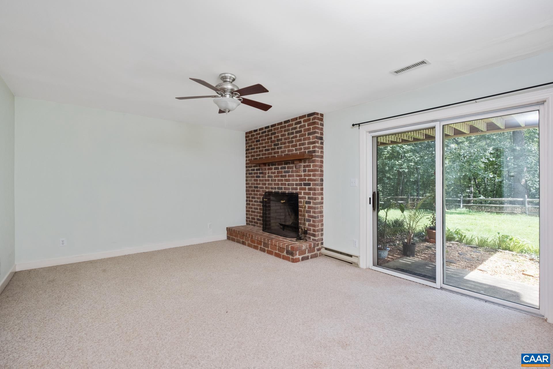 PEACOCK HILL - Residential