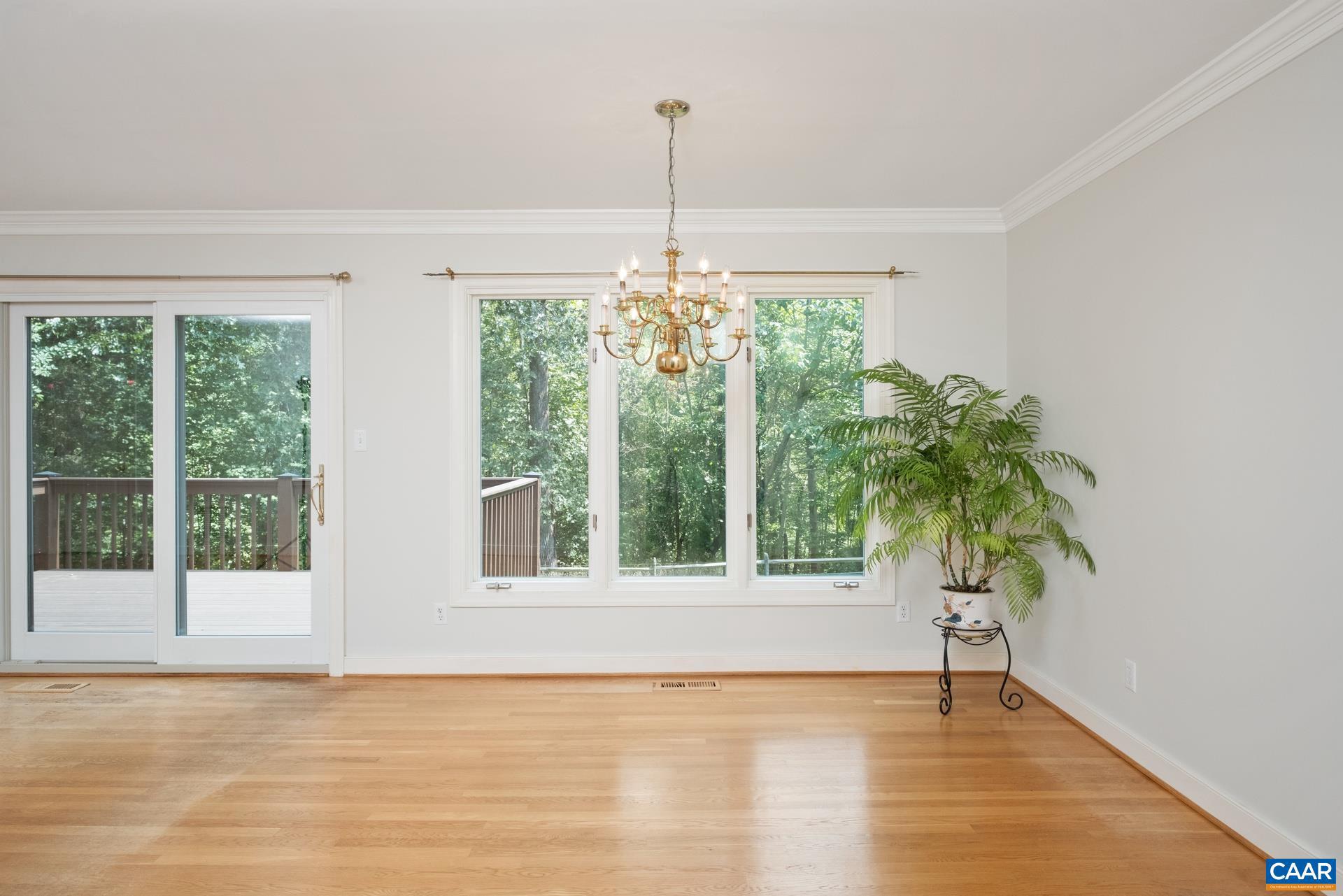 PEACOCK HILL - Residential