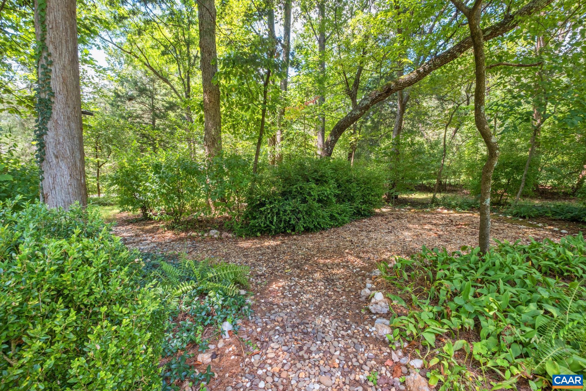 PEACOCK HILL - Residential