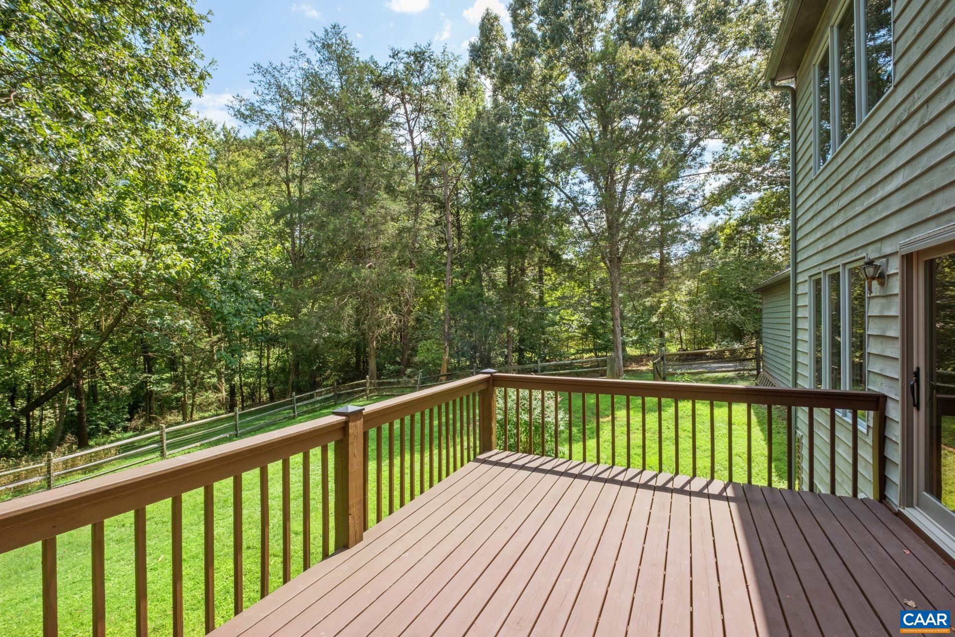 PEACOCK HILL - Residential