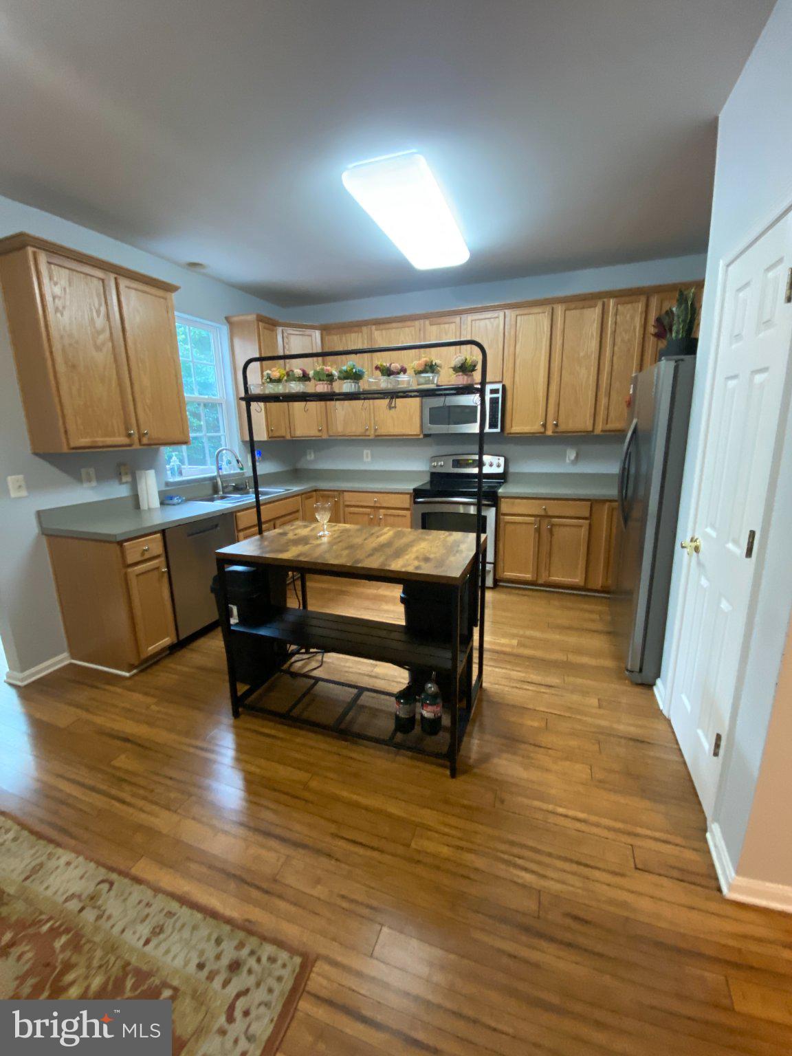 123 SWEARINGEN WAY