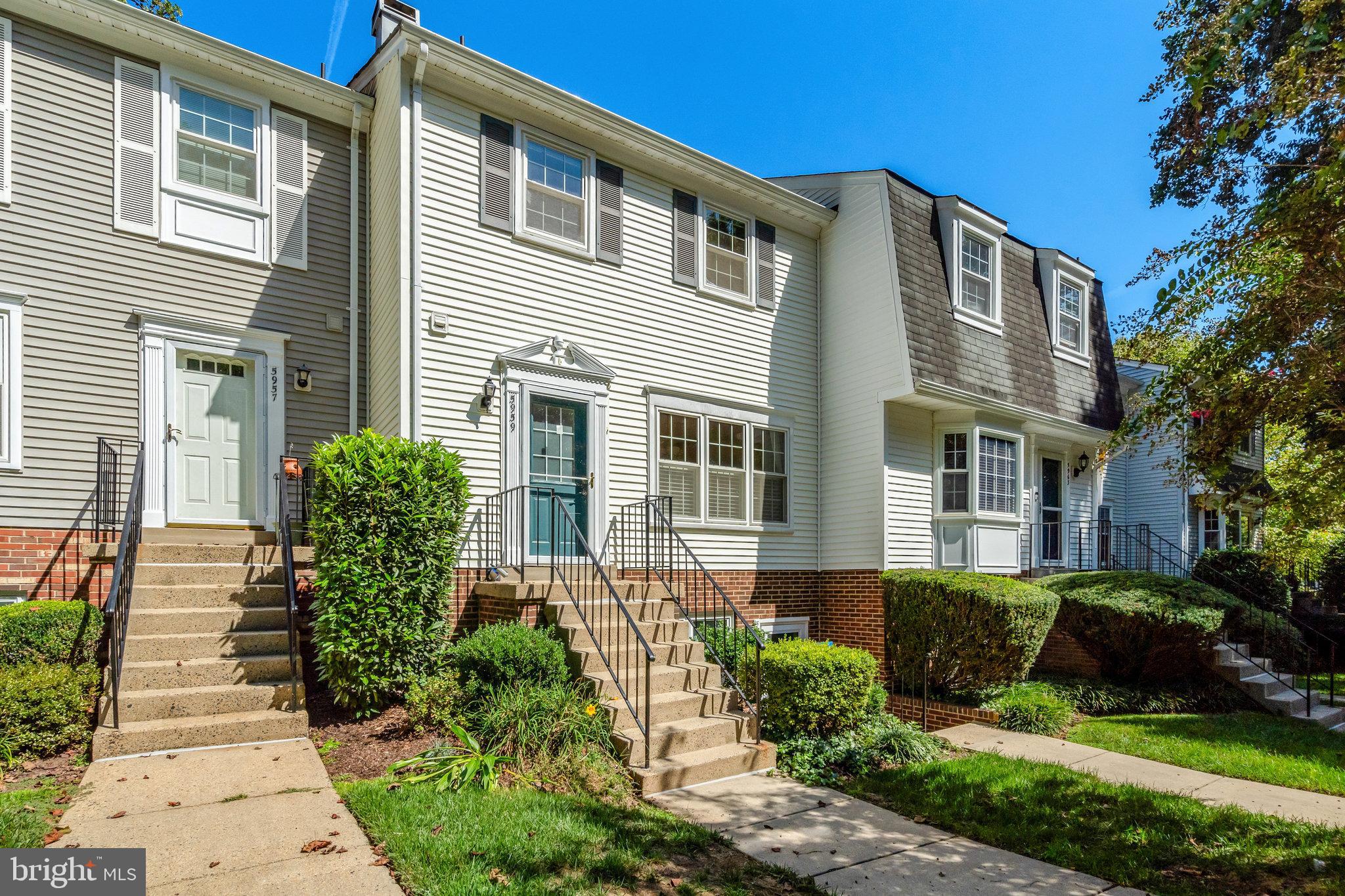 5959 FIRST LANDING WAY 82