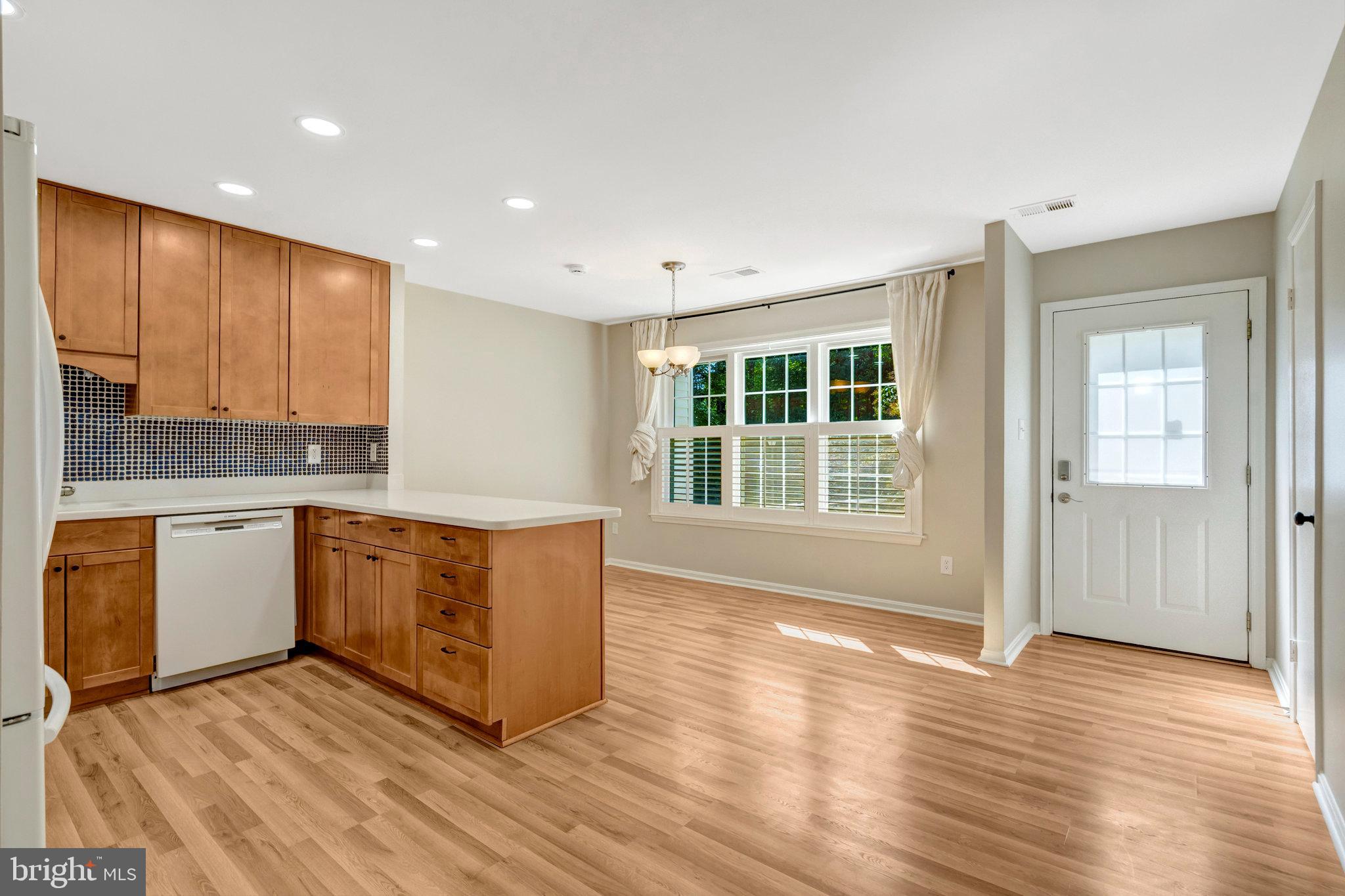 5959 FIRST LANDING WAY 82