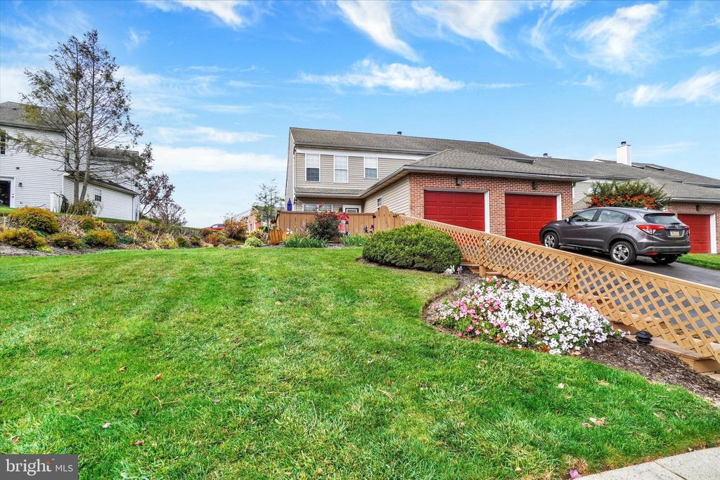 Photo of 208 Winding Hill Drive, LANCASTER, PA 17601 (MLS # PALA2081848)