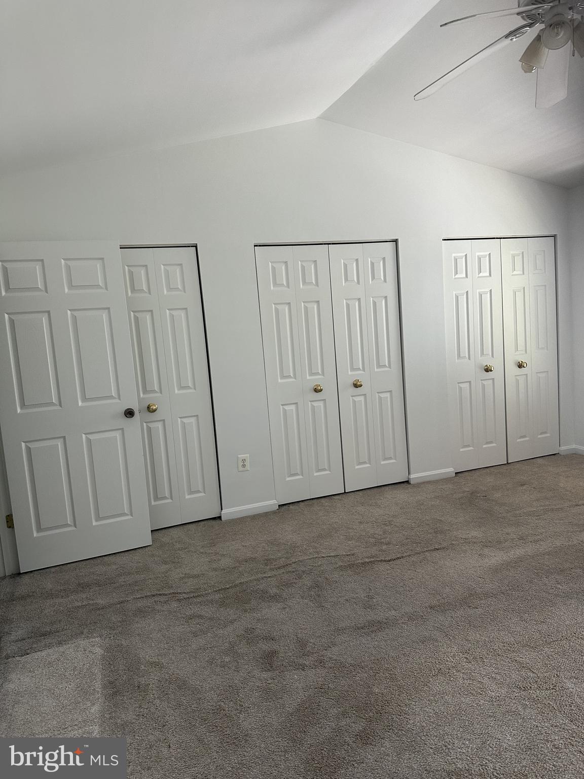 CLOVERLEAF COMMONS - Residential