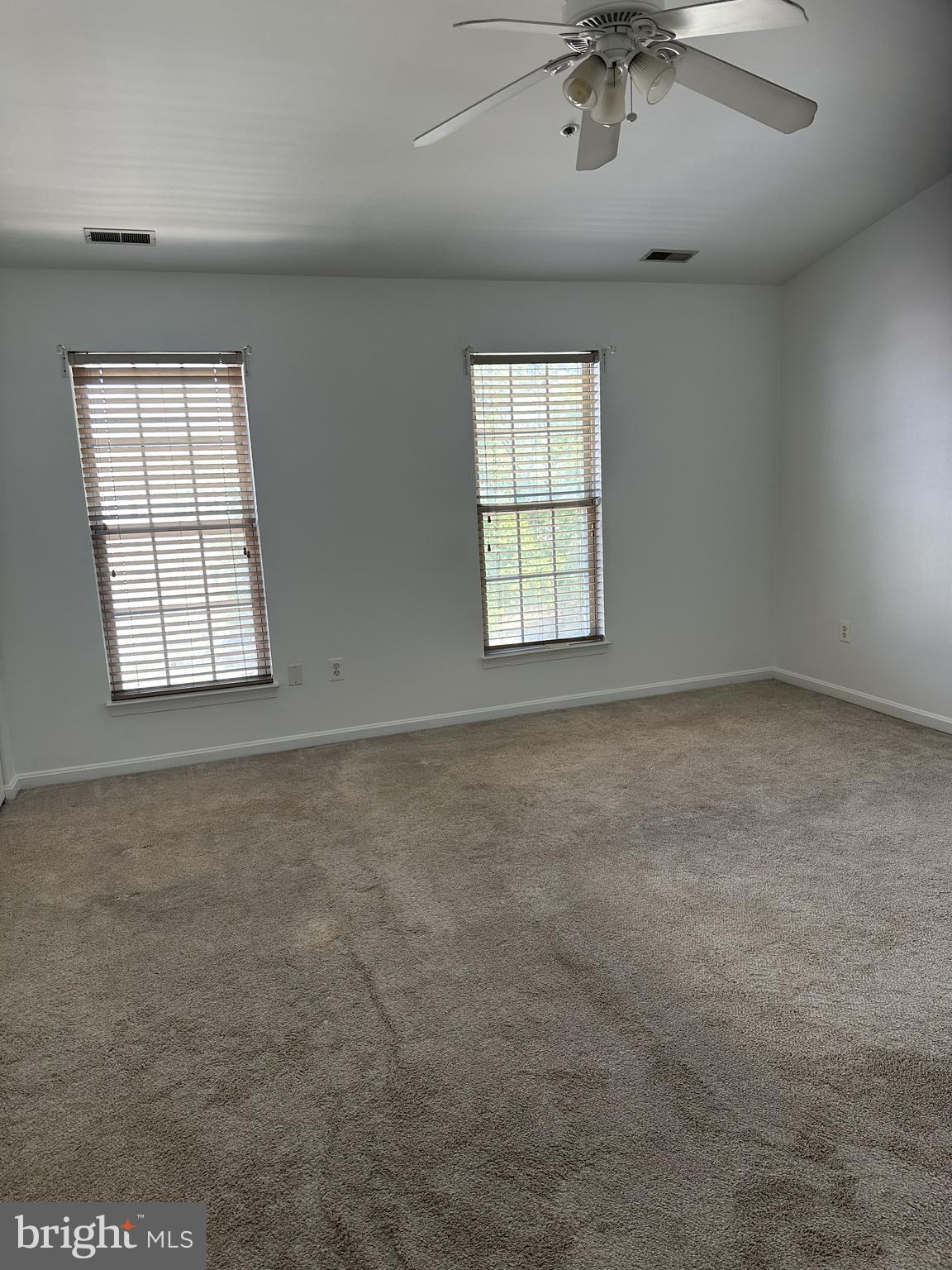 CLOVERLEAF COMMONS - Residential