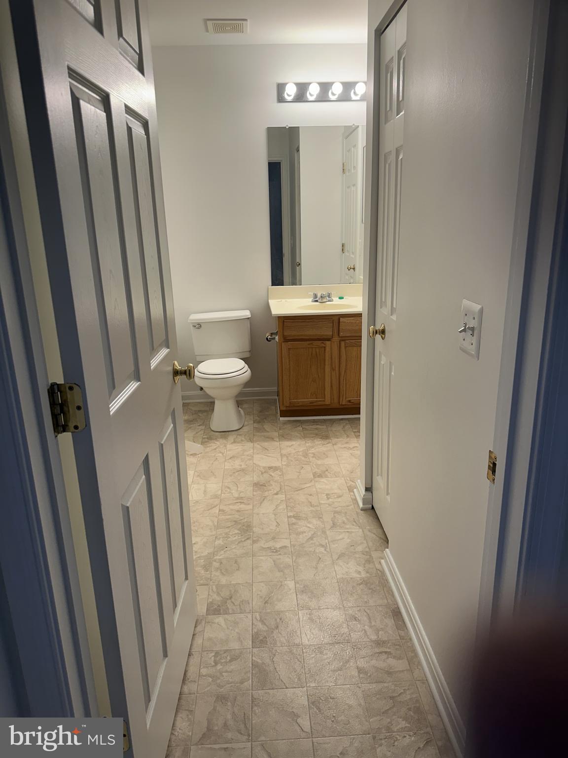 CLOVERLEAF COMMONS - Residential