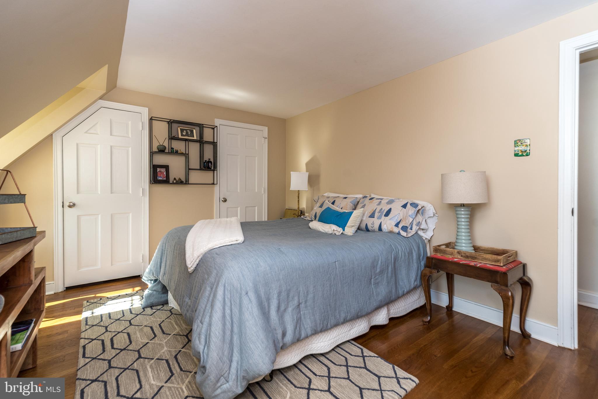 JENKINTOWN - Commercial Sale