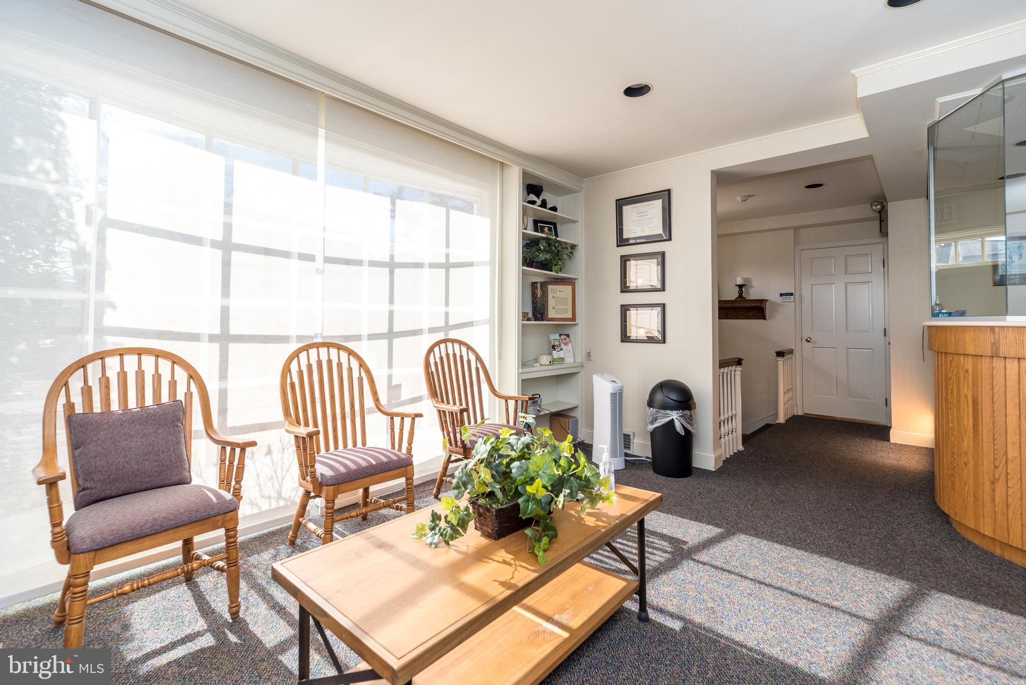 JENKINTOWN - Commercial Sale