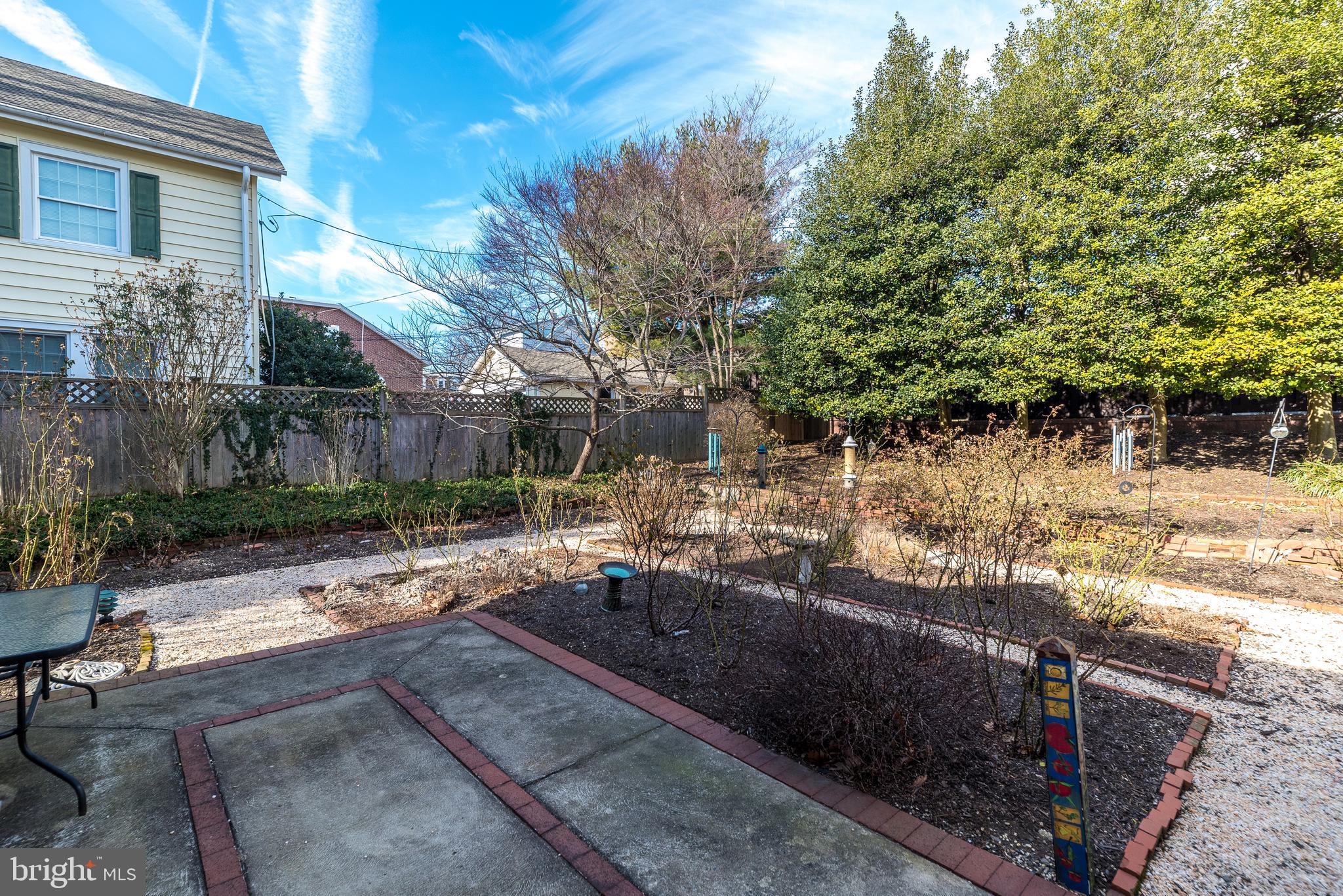 JENKINTOWN - Commercial Sale