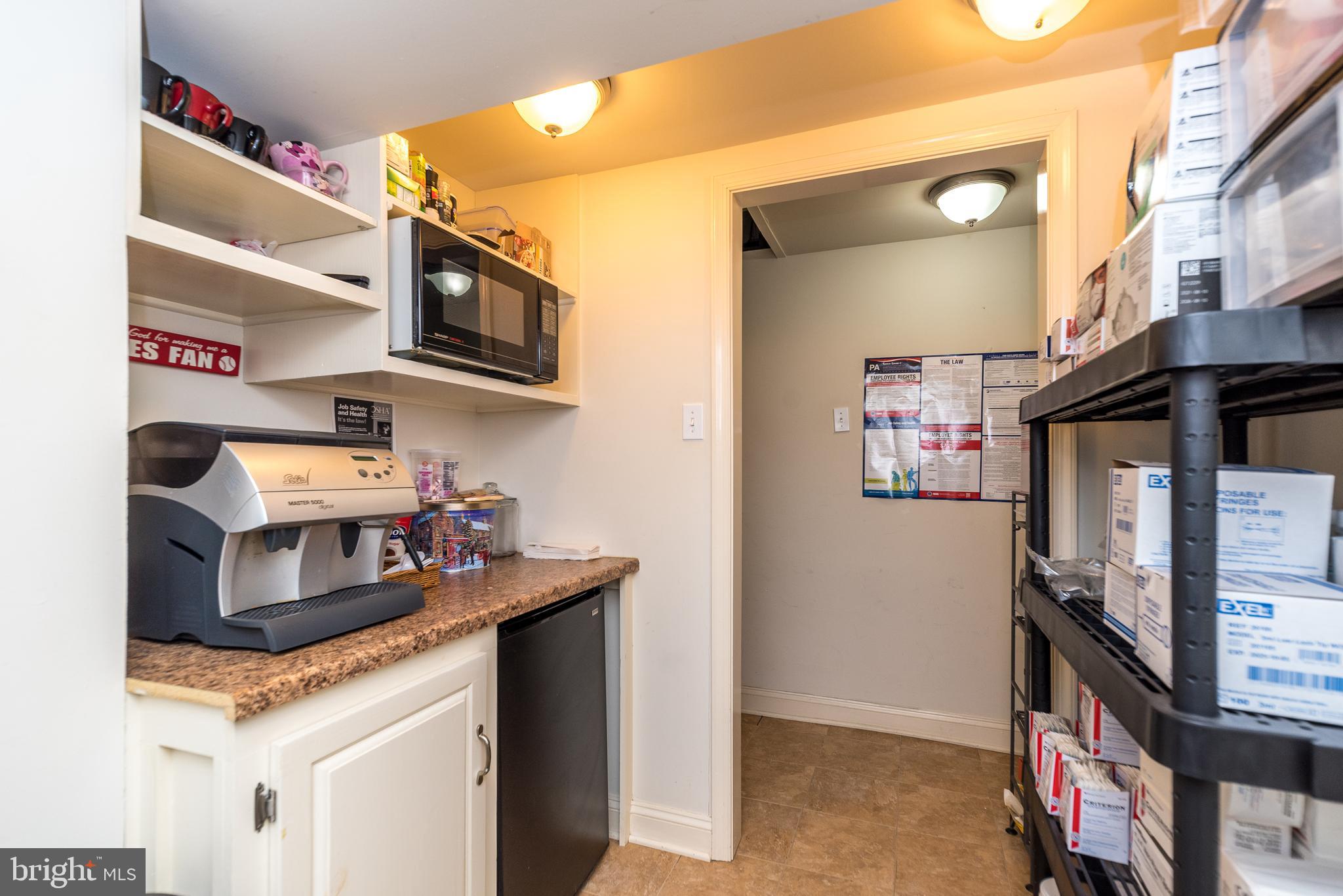 JENKINTOWN - Commercial Sale