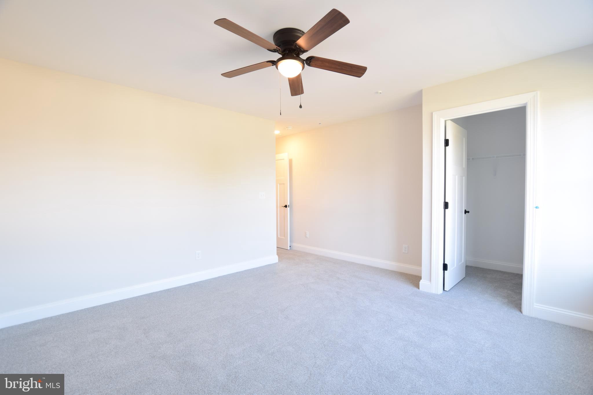 ROMANCOKE ON THE BAY - Residential