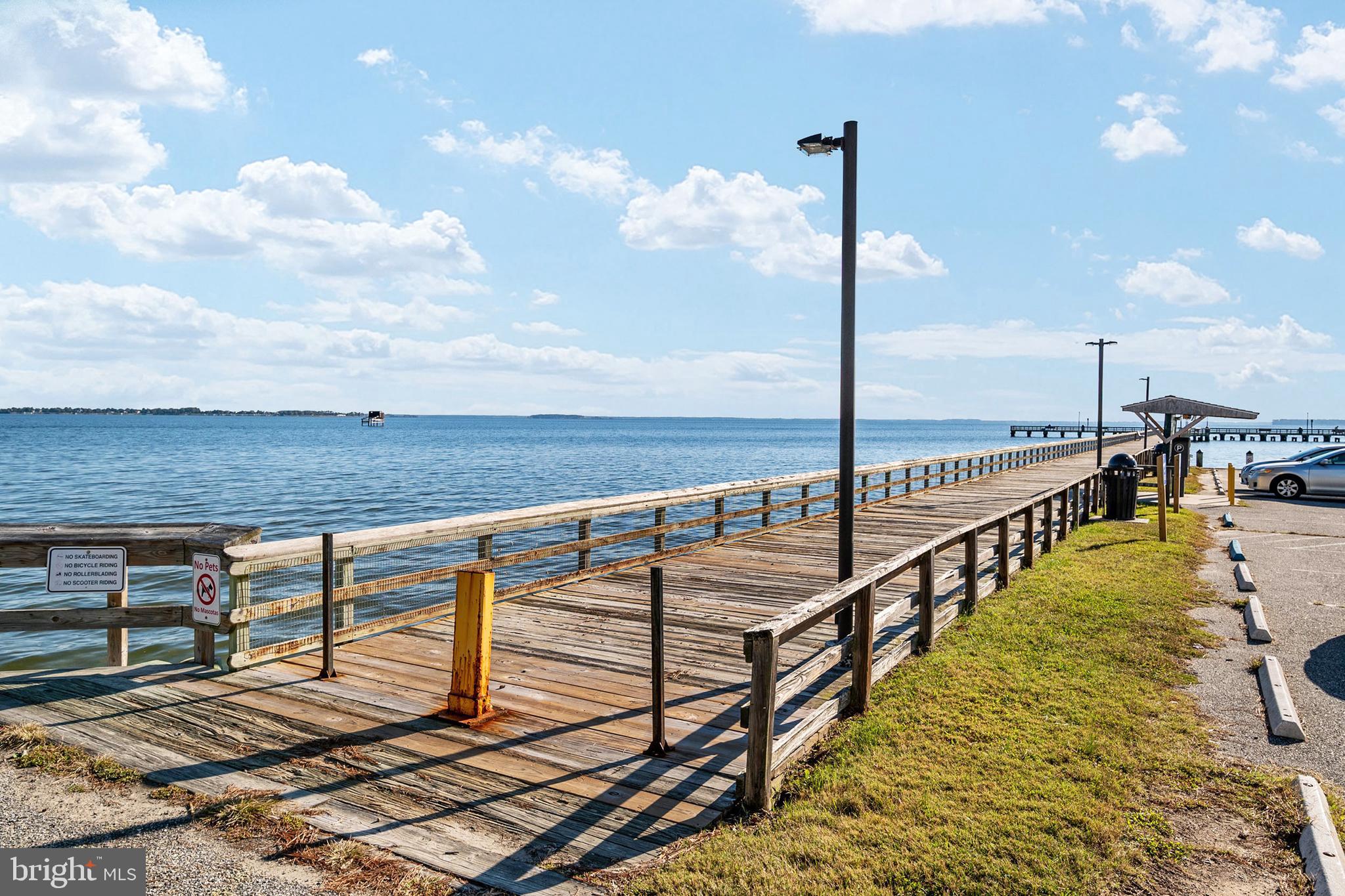 ROMANCOKE ON THE BAY - Residential