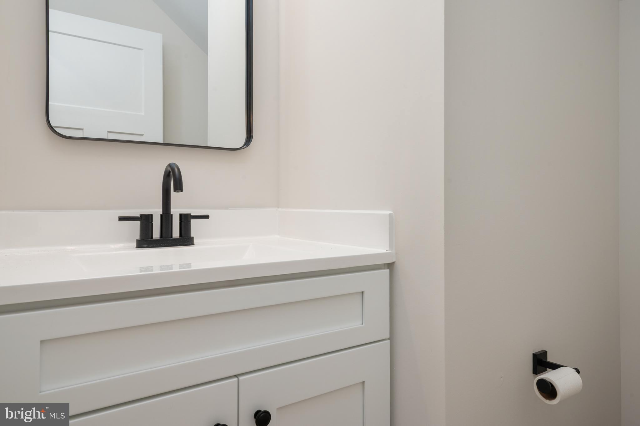 ROMANCOKE ON THE BAY - Residential