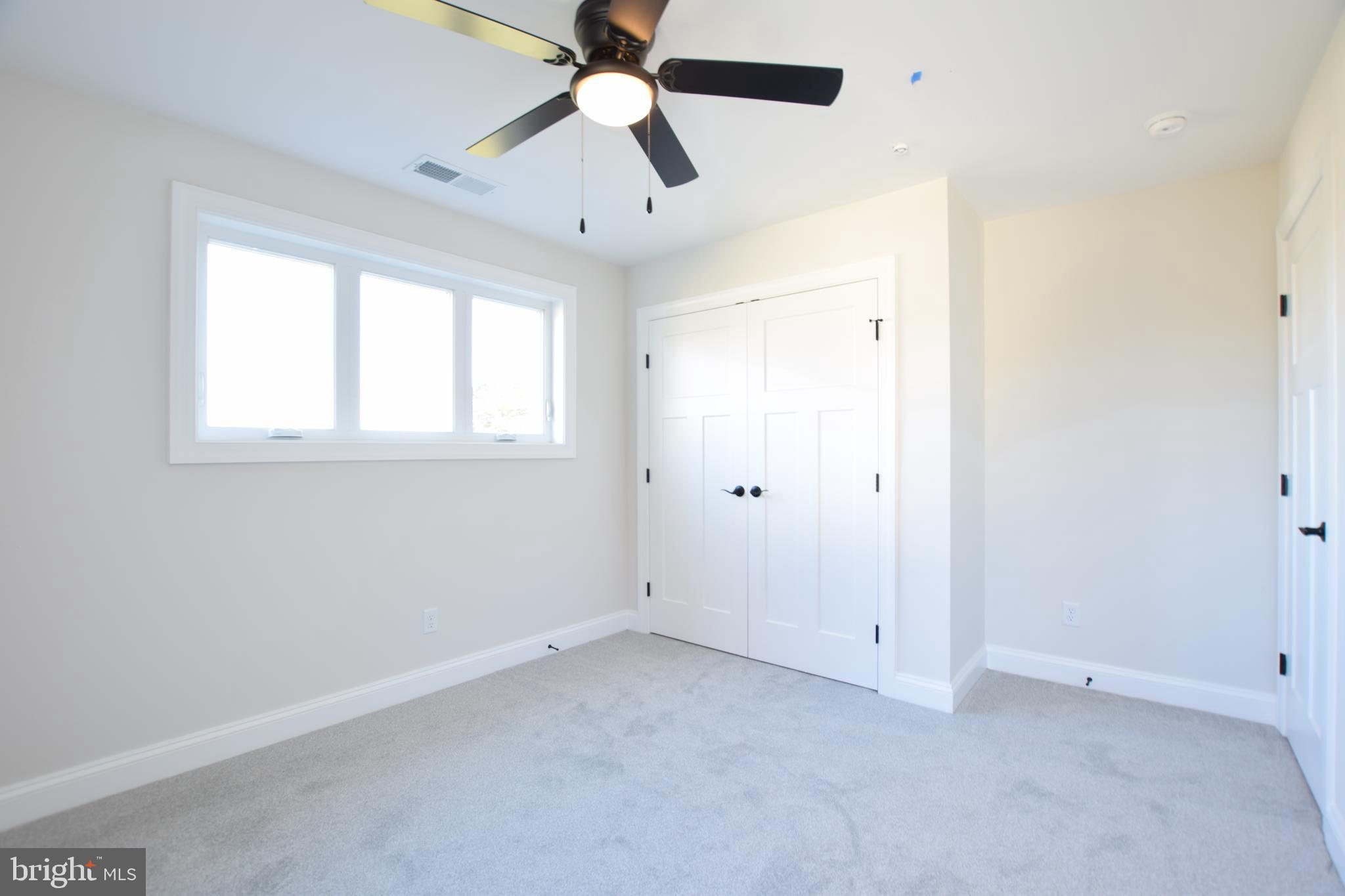 ROMANCOKE ON THE BAY - Residential