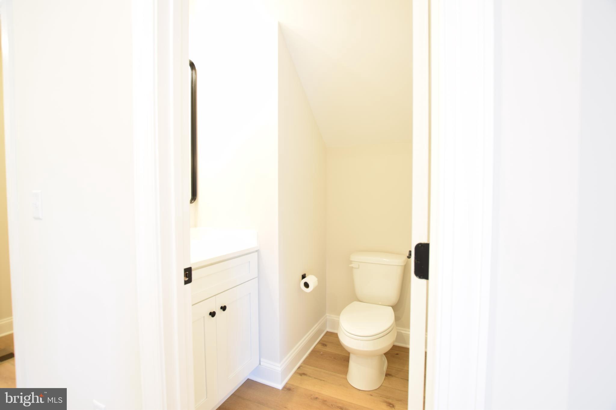 ROMANCOKE ON THE BAY - Residential