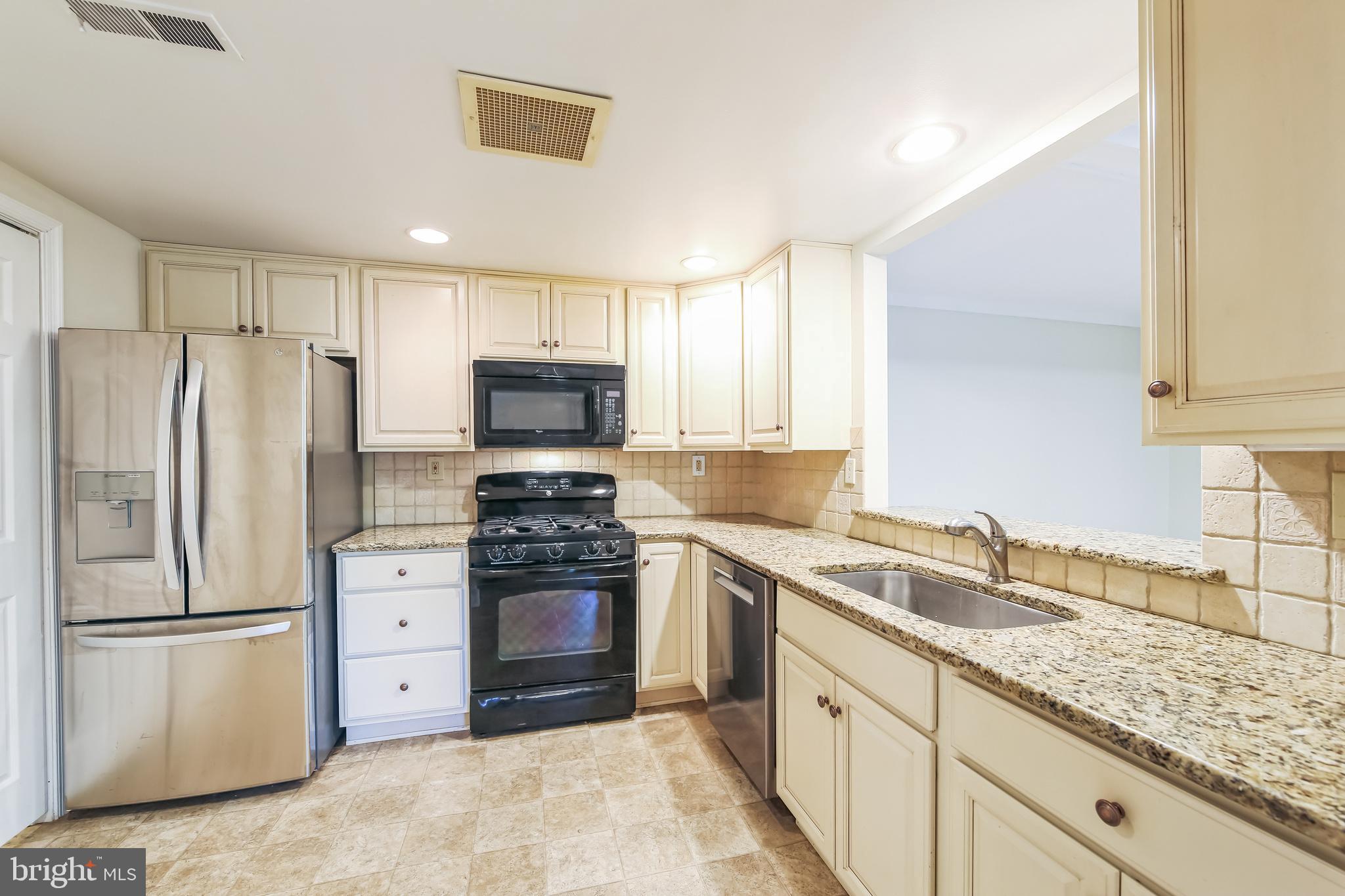 CHESTERBROOK - Residential Lease