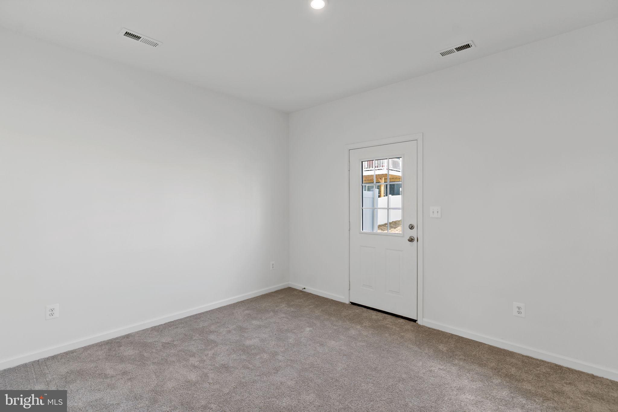 MARTINSBURG STATION - Residential