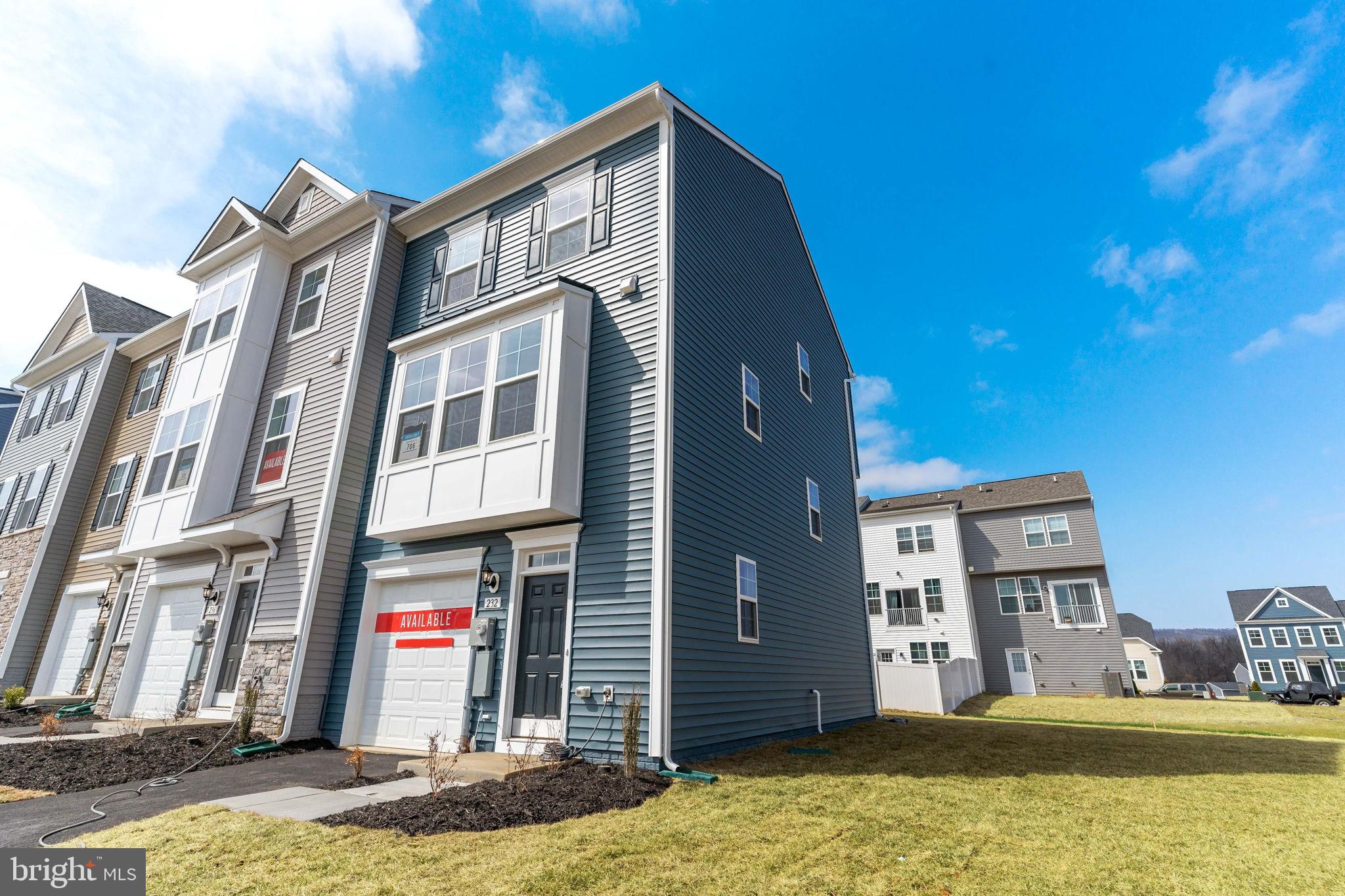 MARTINSBURG STATION - Residential