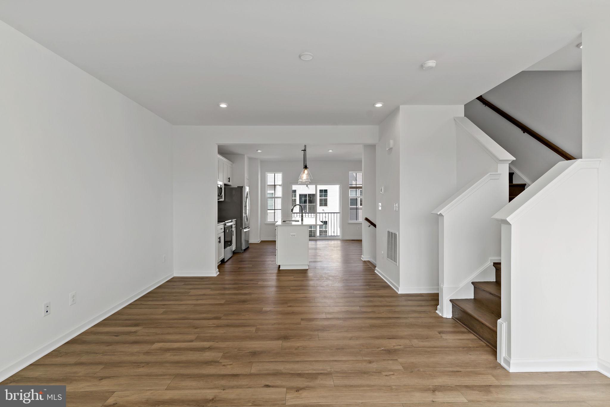 MARTINSBURG STATION - Residential