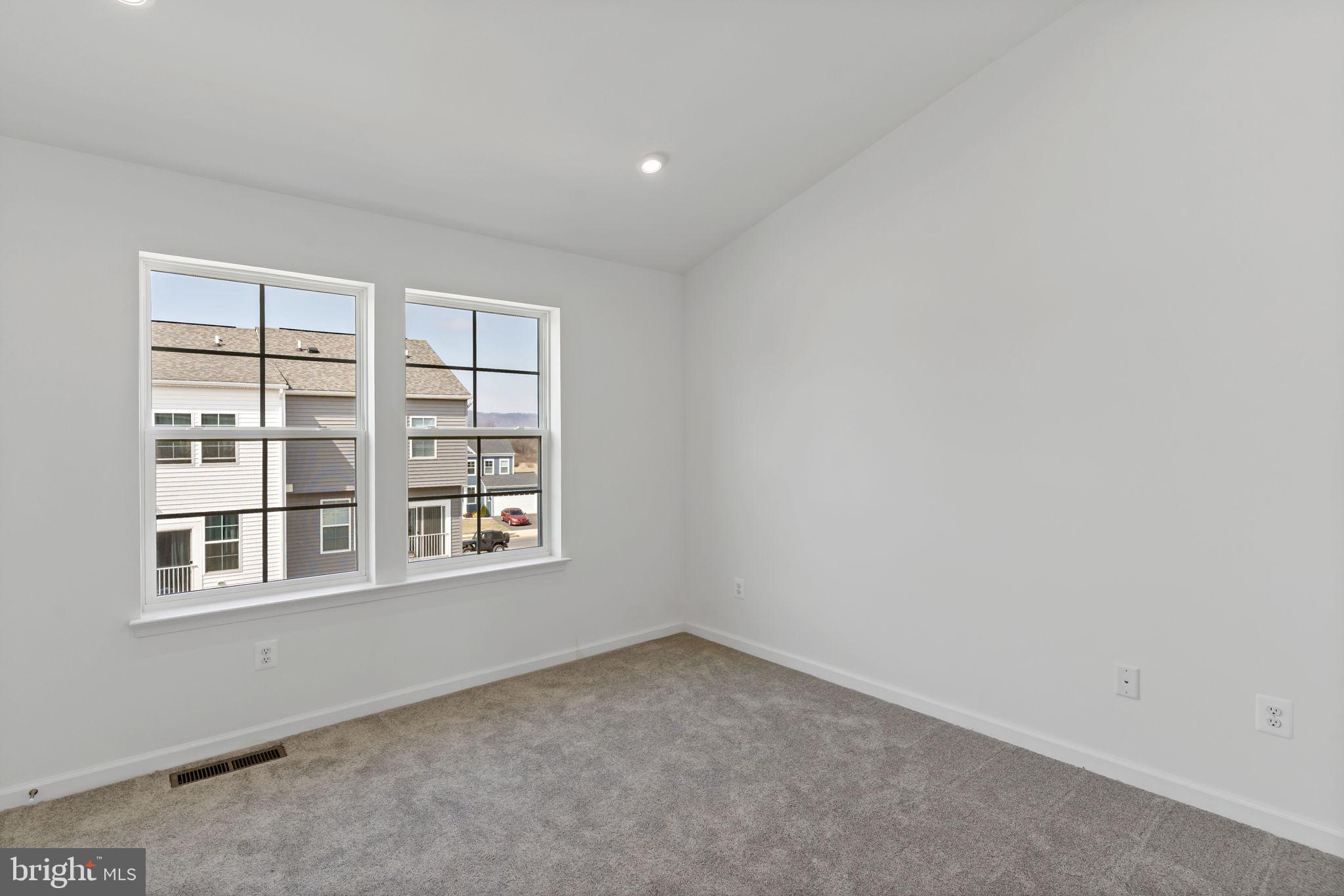 MARTINSBURG STATION - Residential