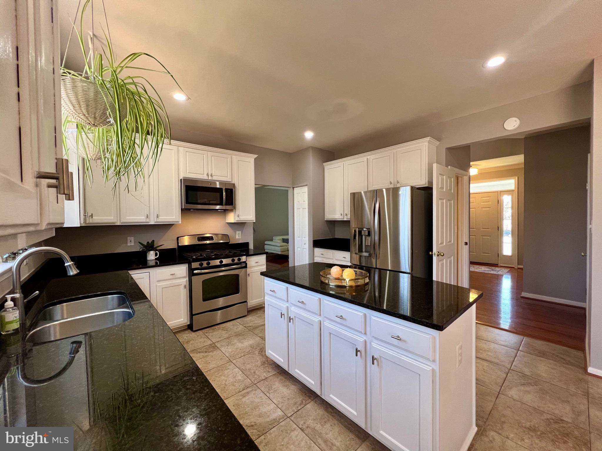 CENTRE RIDGE - Residential