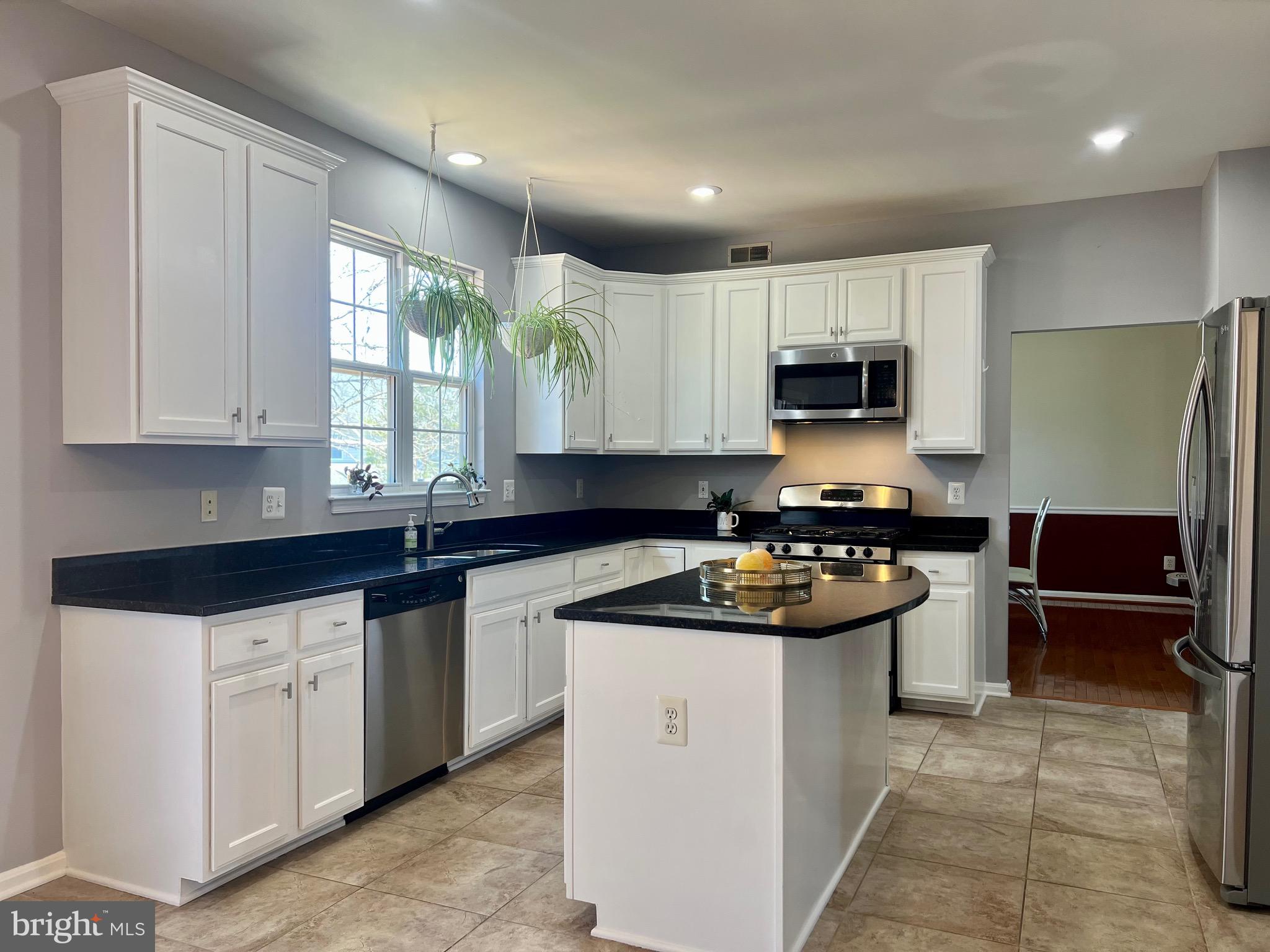 CENTRE RIDGE - Residential